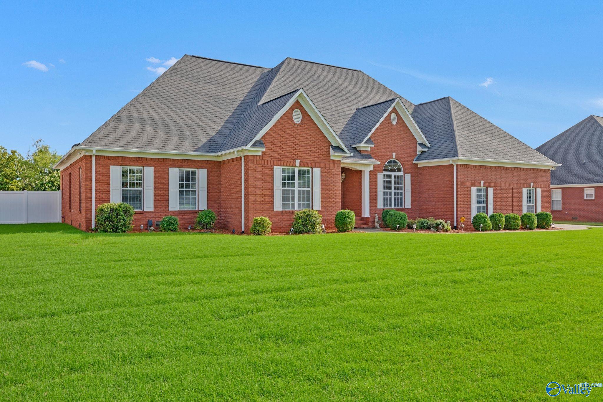 27783 Kim Drive, Harvest, Alabama image 4