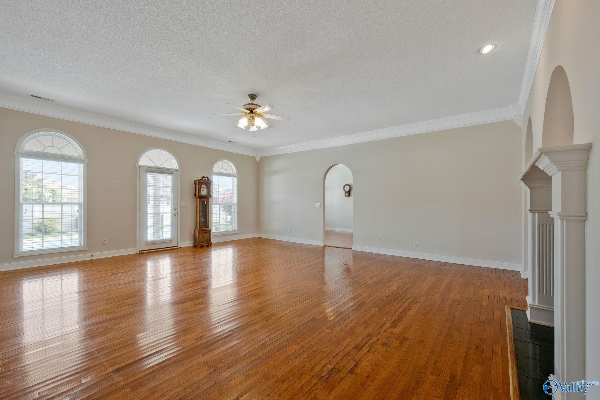 27783 Kim Drive, Harvest, Alabama image 10