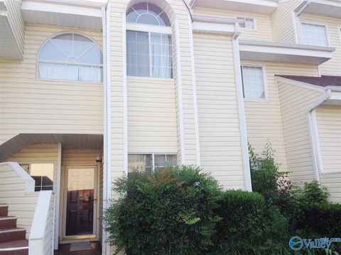 Condo For Rent - 1155 Old Monrovia Road #8-B<br/> Huntsville, AL 35806
