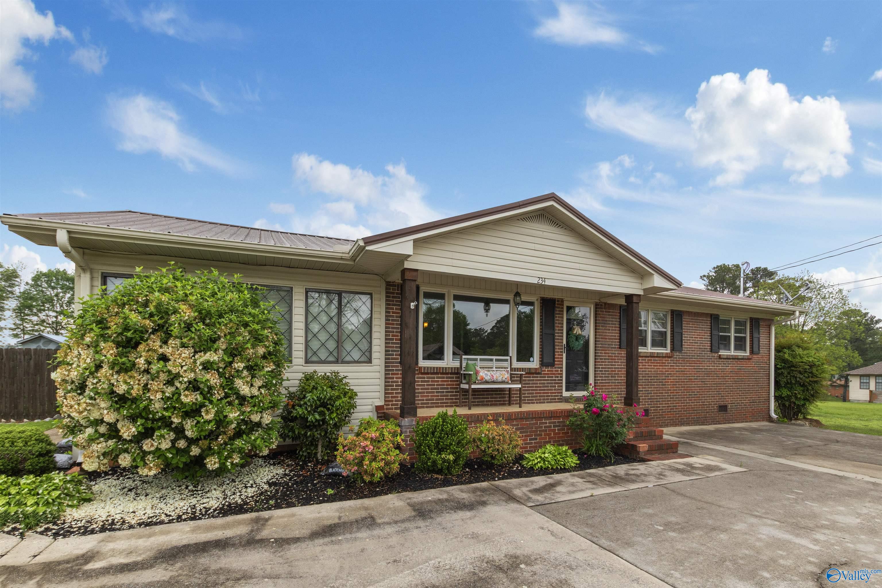 234 Meadow Wood Circle, Arab, Alabama image 1