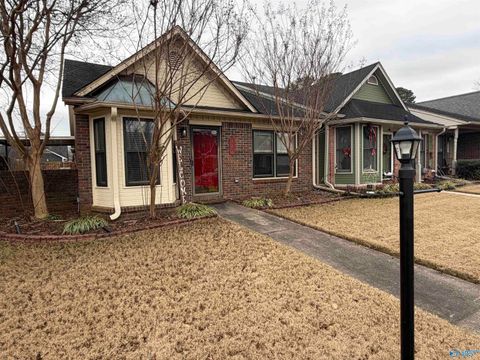 Townhouse For Sale - 337 Autumn Lane<br/> Morgan County, Decatur, AL 35601