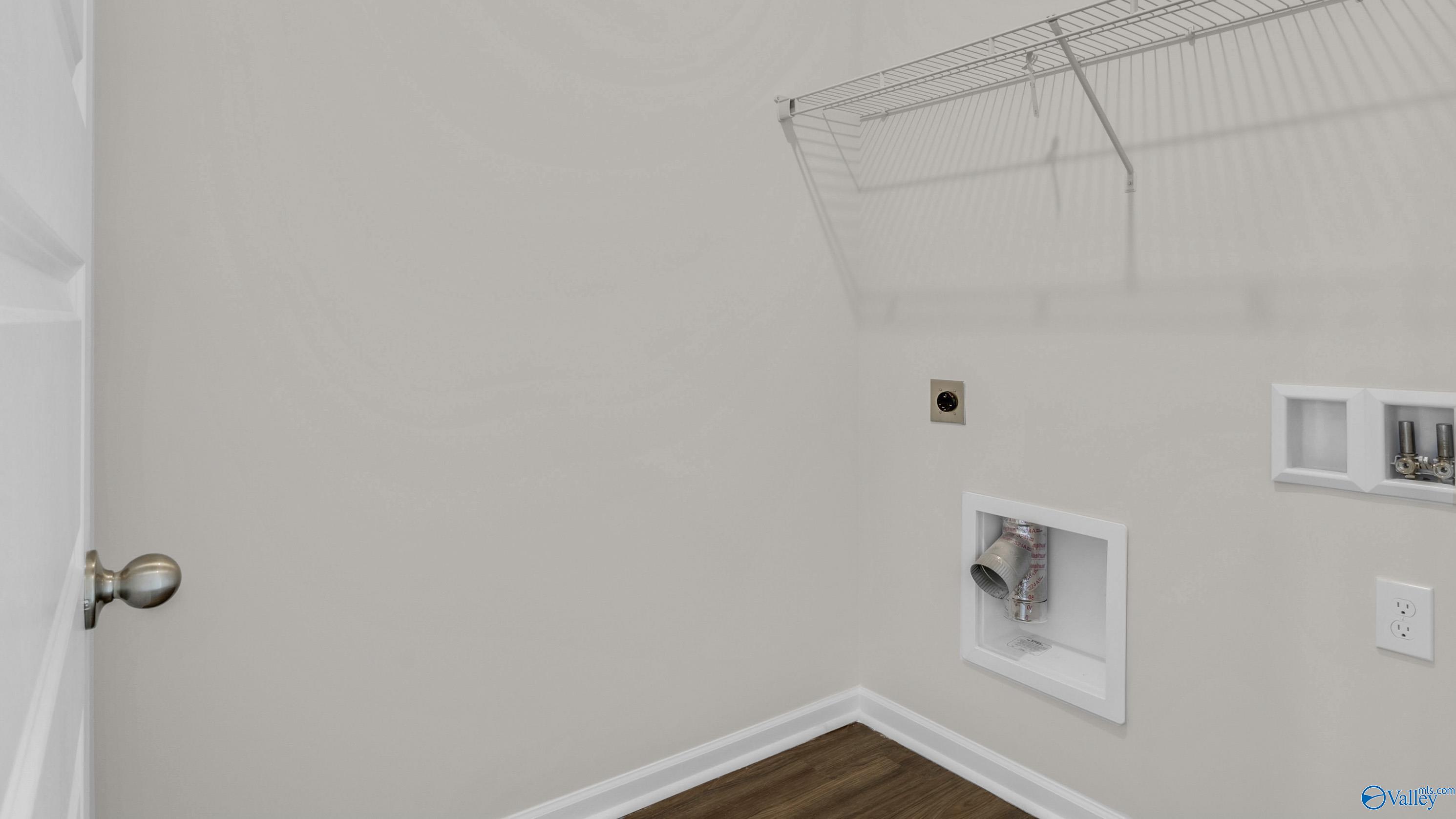 3310 Cool Springs Avenue SW