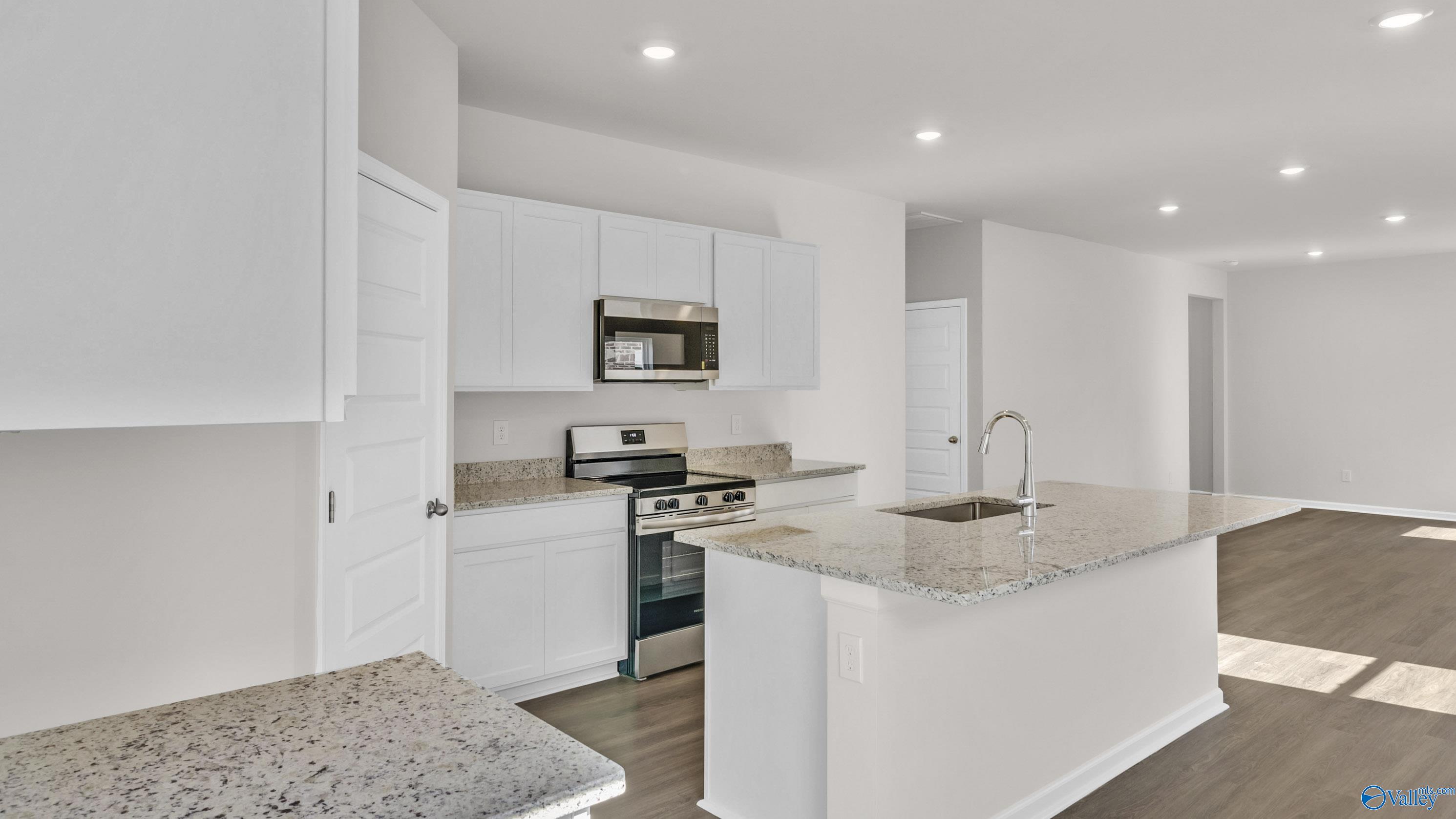 3310 Cool Springs Avenue SW