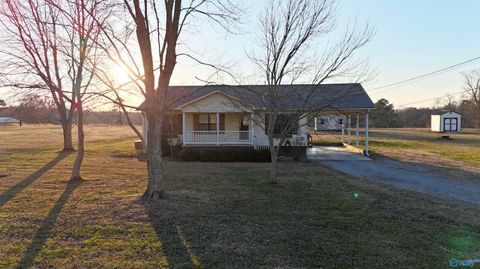 Homes For Sale - 665 Church Street<br/> Etowah County, Boaz, AL 35956