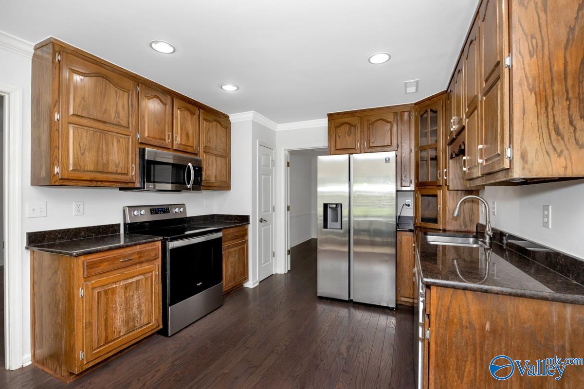 105 Chinook Trail, Madison, Alabama image 11
