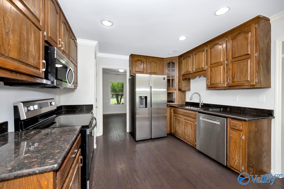 105 Chinook Trail, Madison, Alabama image 10