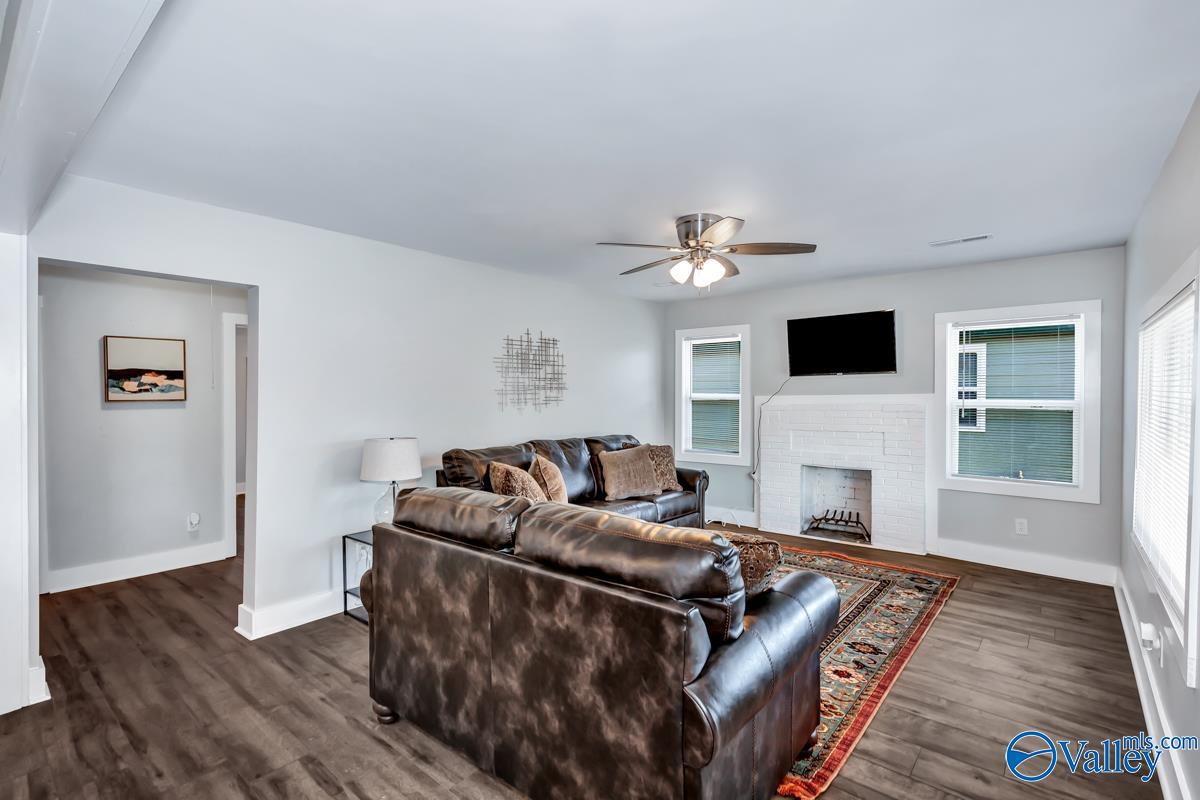 2604 Holmes Avenue, Huntsville, Alabama image 7