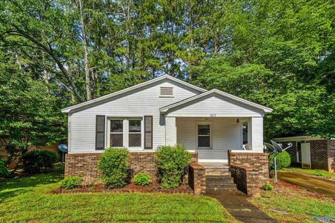Photo of 3613 Mcvay Street, Huntsville, AL 35805 (MLS # 21919390)