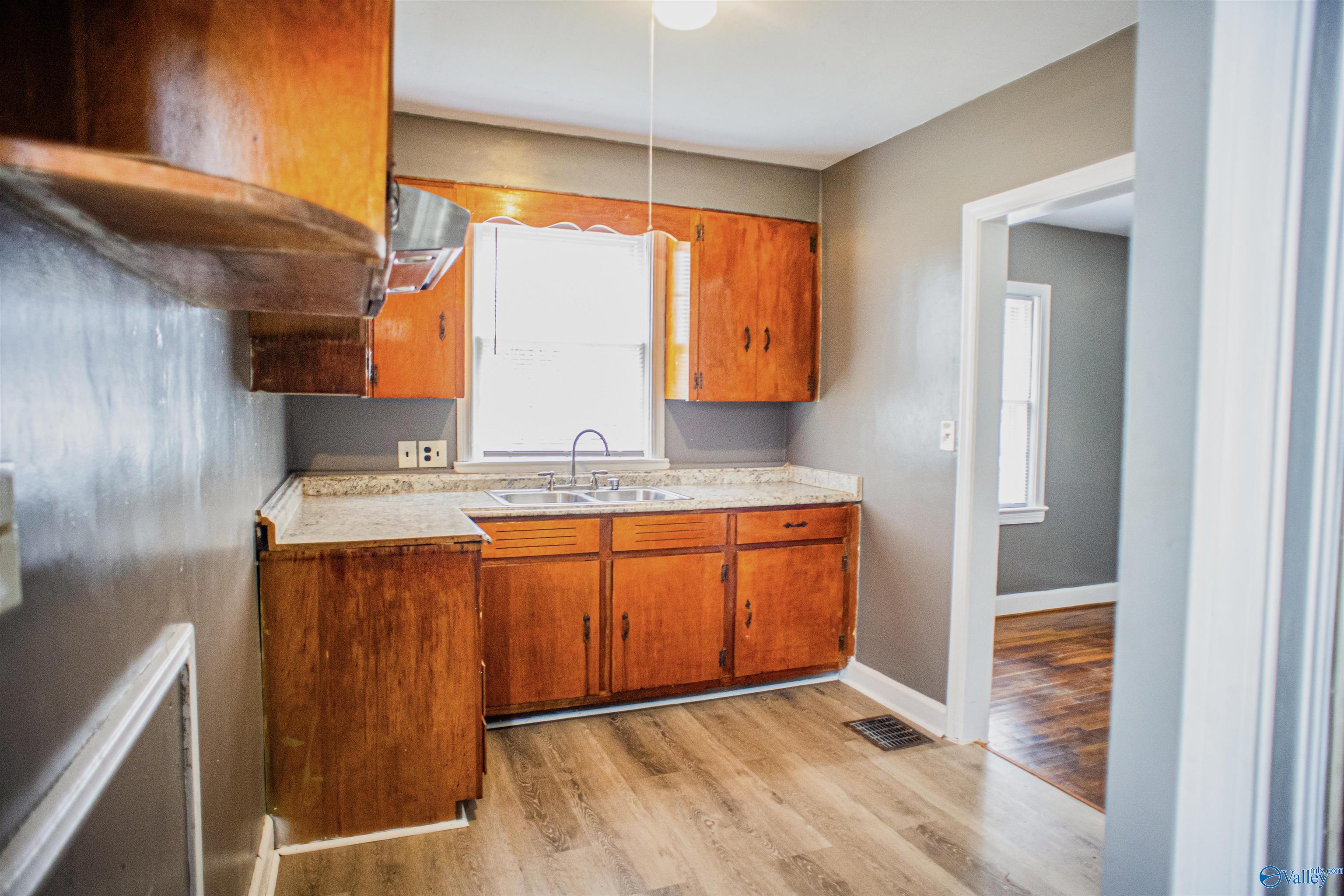 1204 Sherman Street Se St, Decatur, Alabama image 7