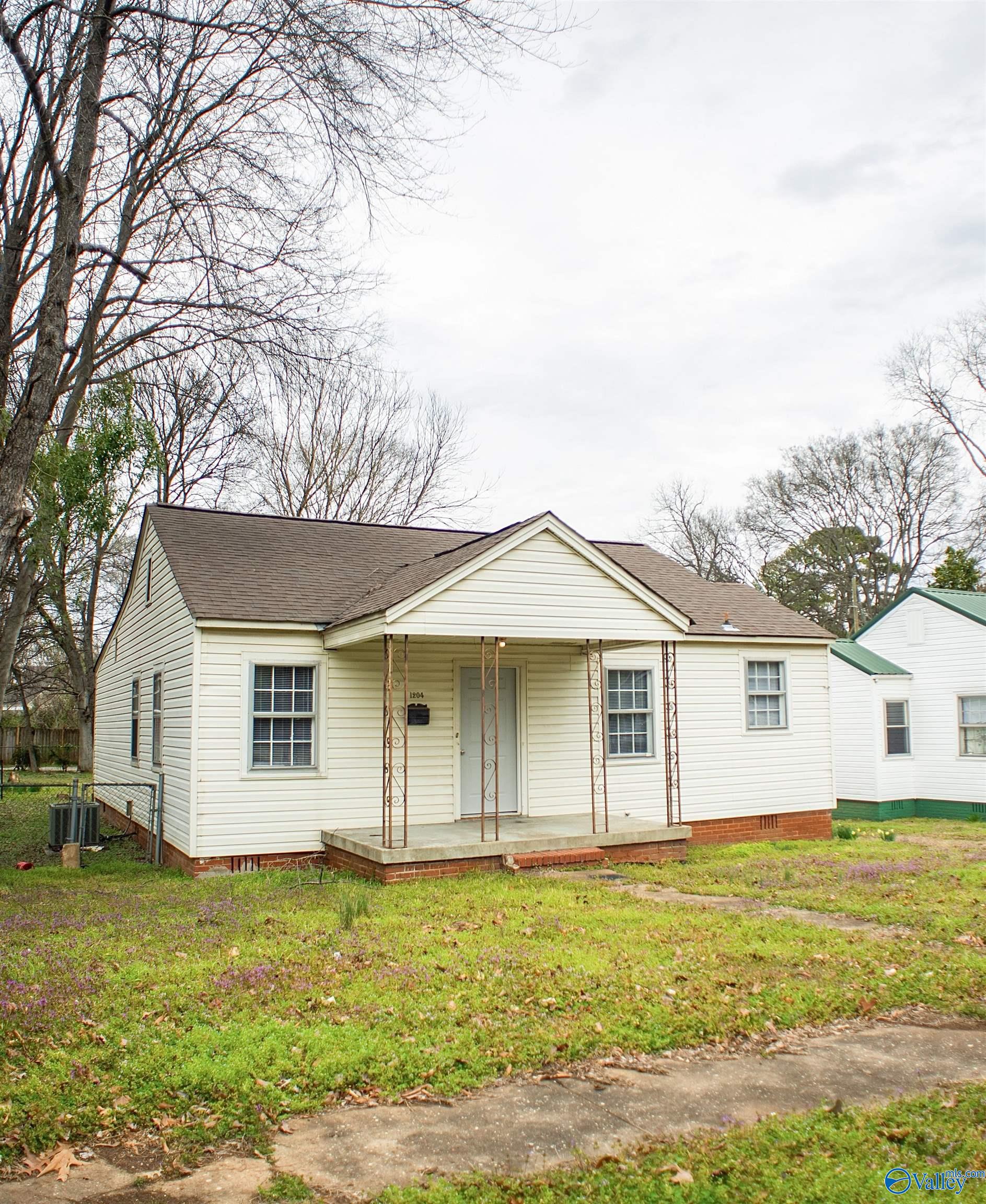 1204 Sherman Street Se St, Decatur, Alabama image 2