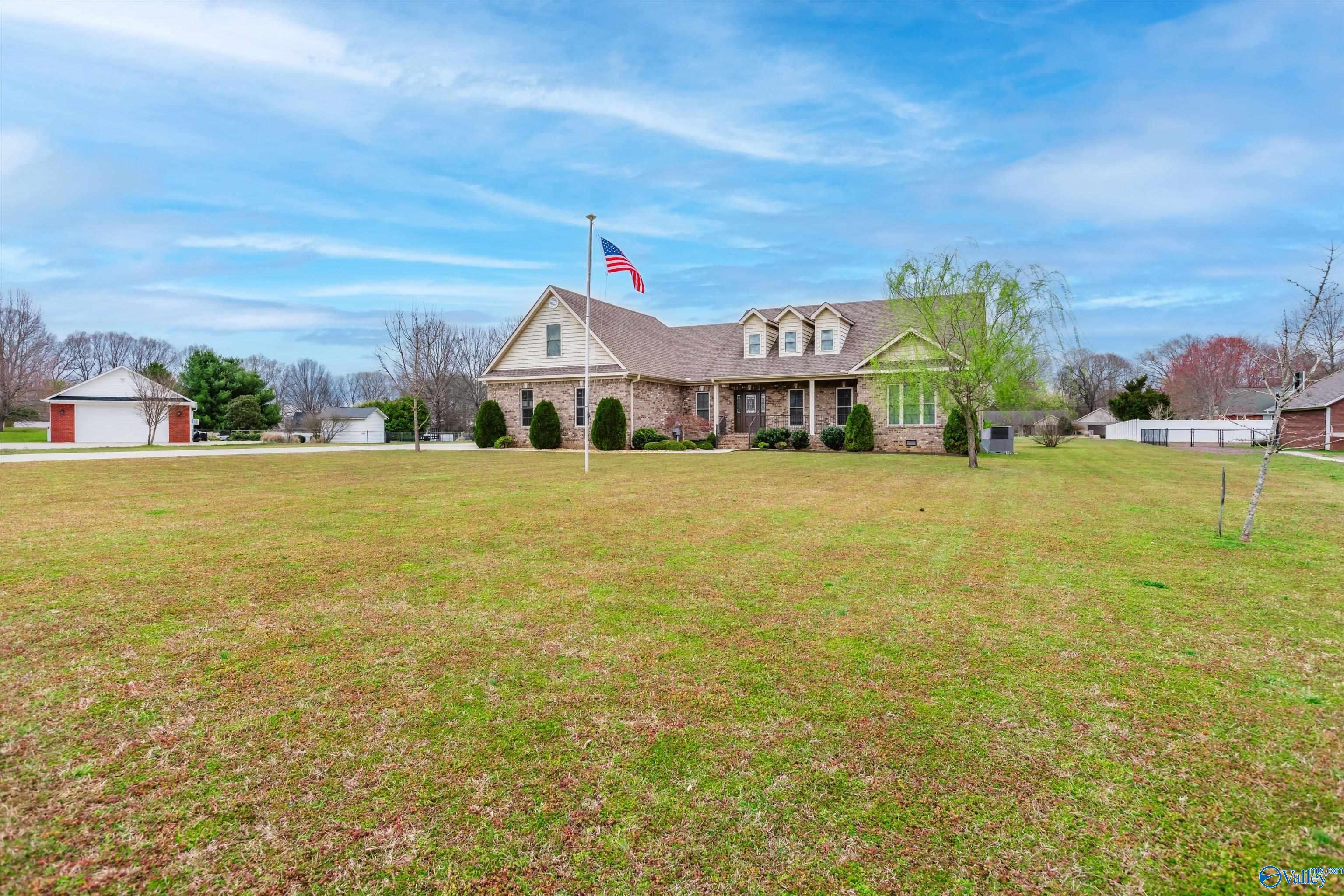 113 Lev Drive, Hazel Green, Alabama image 3