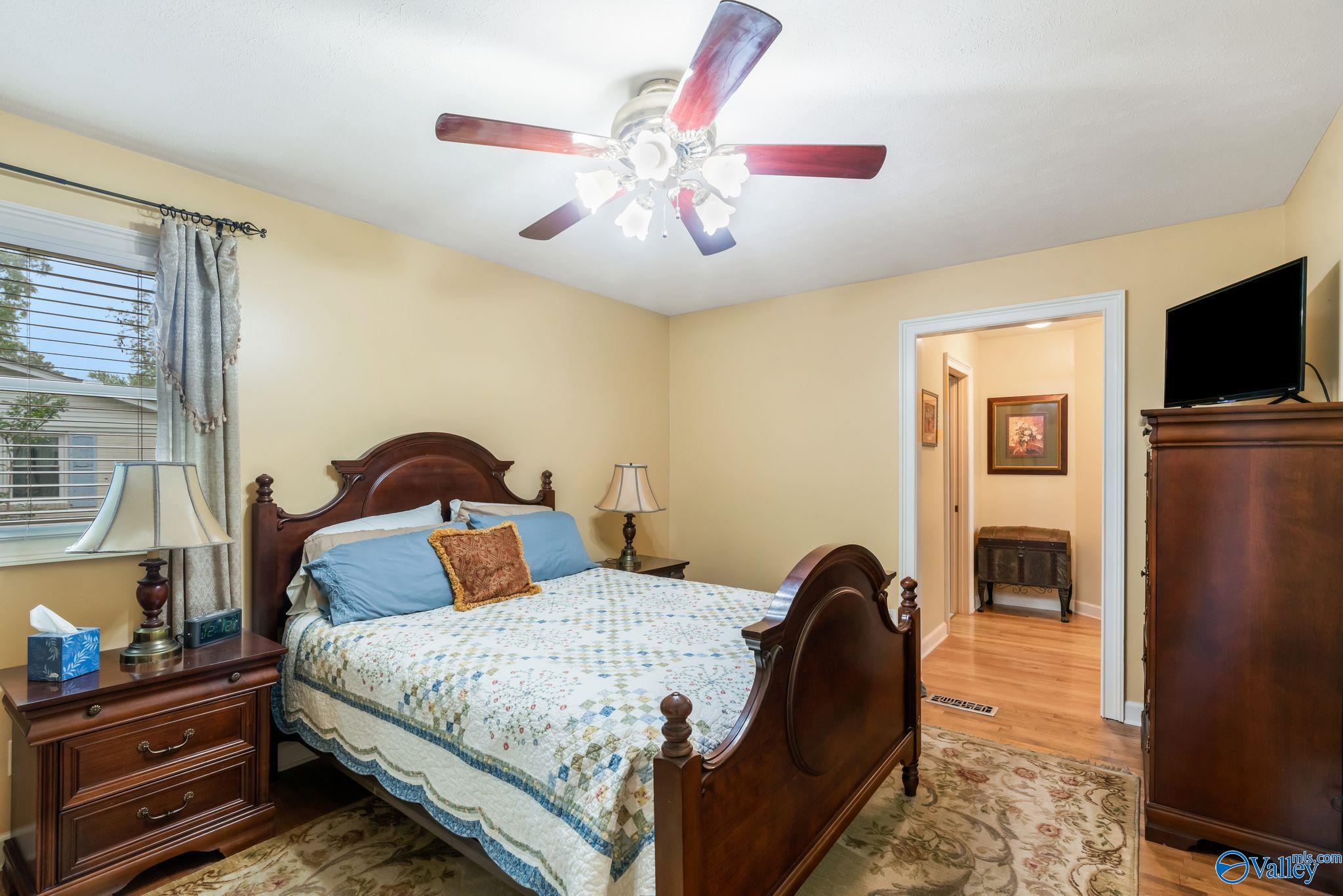 300 Suffield Street, Athens, Alabama image 9