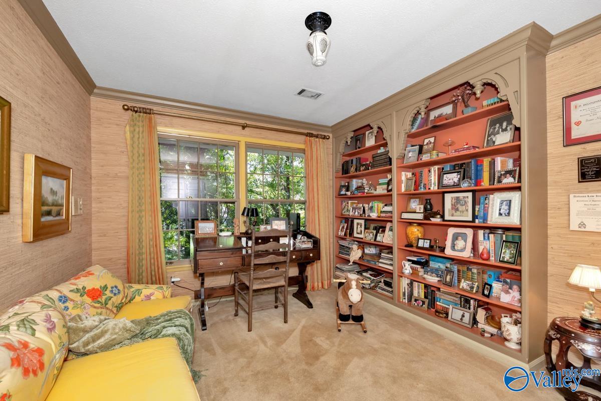 Huntsville, Alabama 35801, United States, 5 Bedrooms Bedrooms, ,4 BathroomsBathrooms,Residential,Active,207706