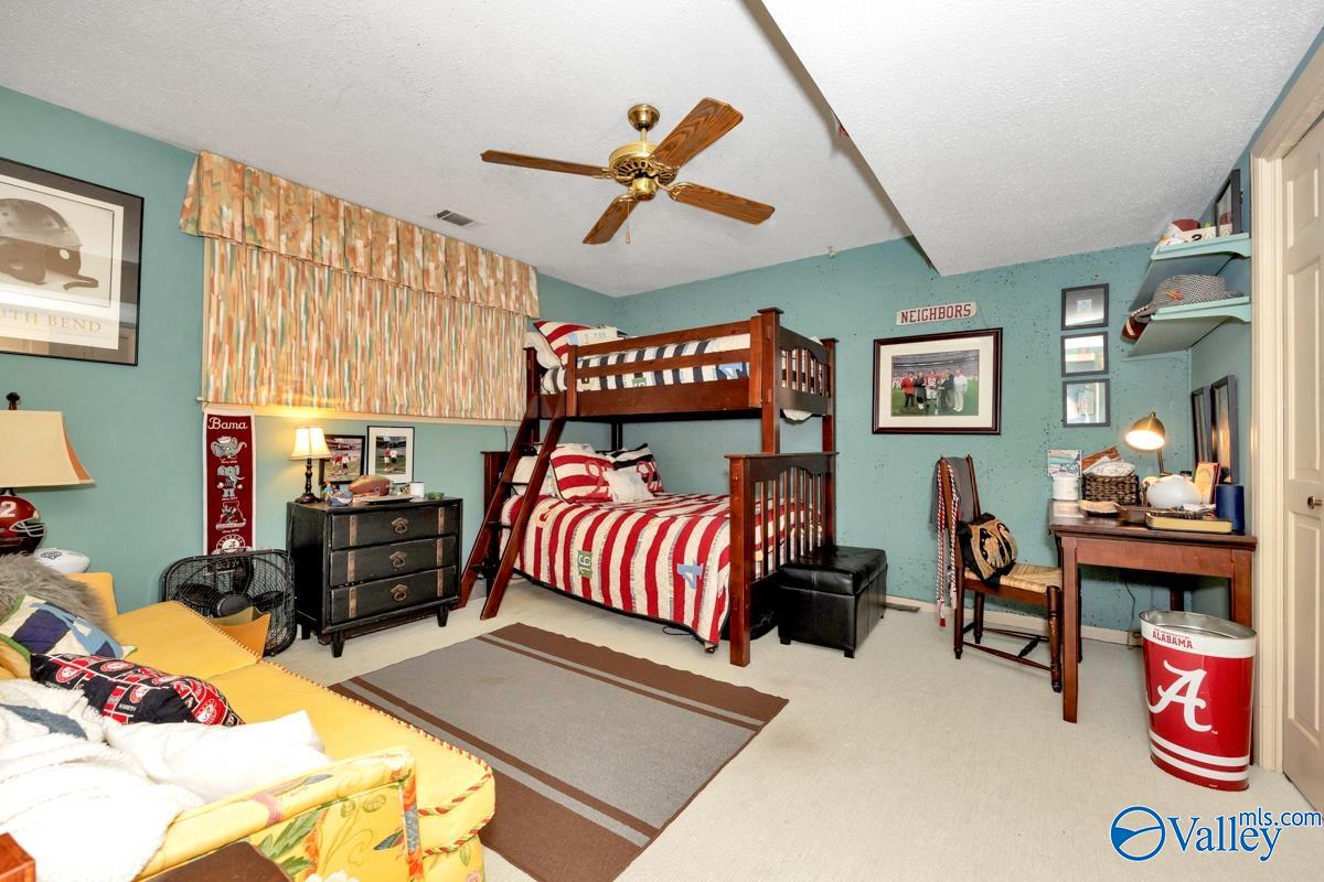 Huntsville, Alabama 35801, United States, 5 Bedrooms Bedrooms, ,4 BathroomsBathrooms,Residential,Active,207706