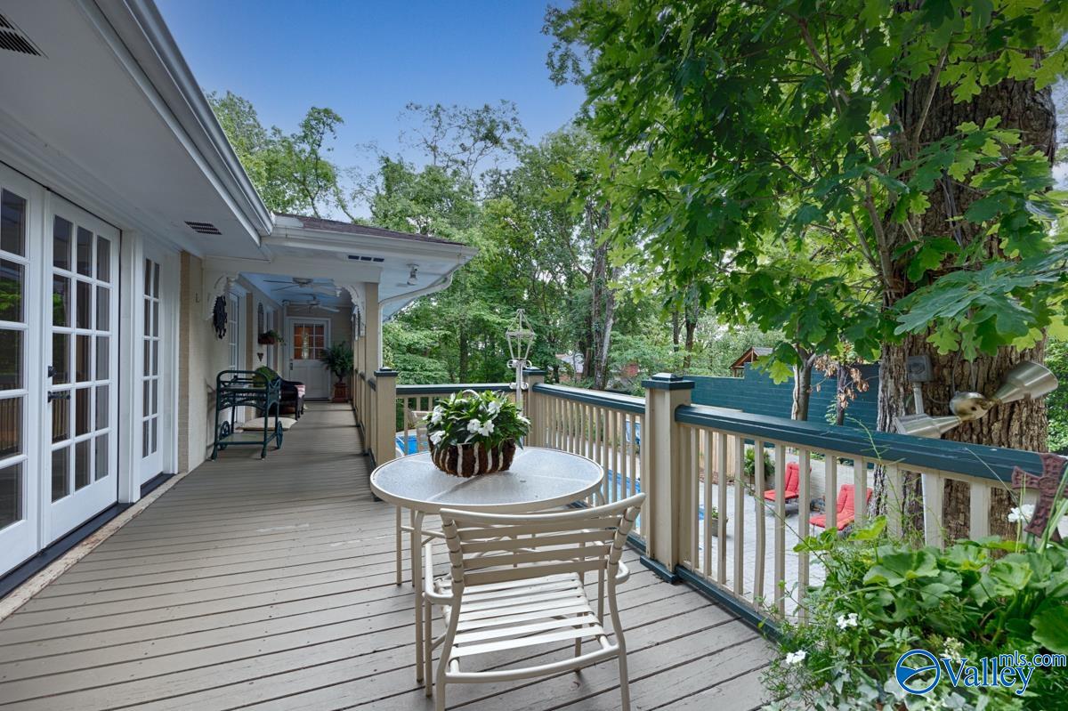 Huntsville, Alabama 35801, United States, 5 Bedrooms Bedrooms, ,4 BathroomsBathrooms,Residential,Active,207706