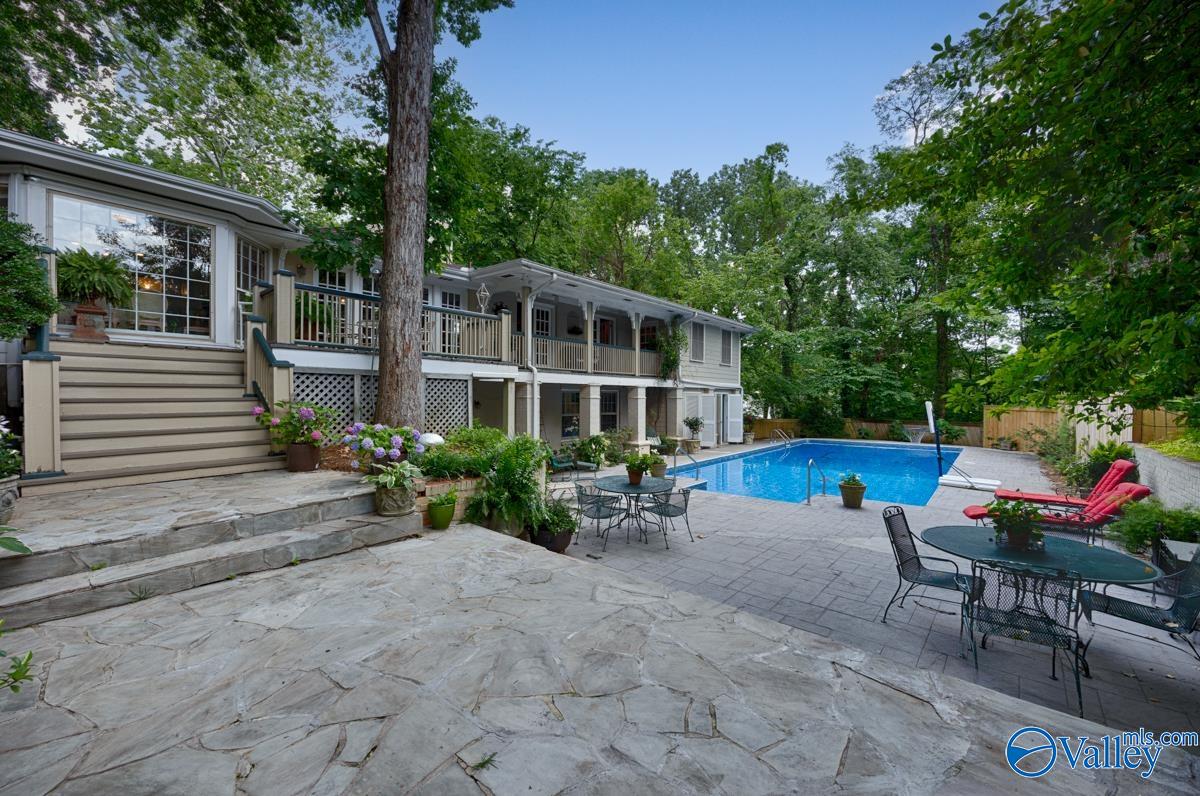 Huntsville, Alabama 35801, United States, 5 Bedrooms Bedrooms, ,4 BathroomsBathrooms,Residential,Active,207706