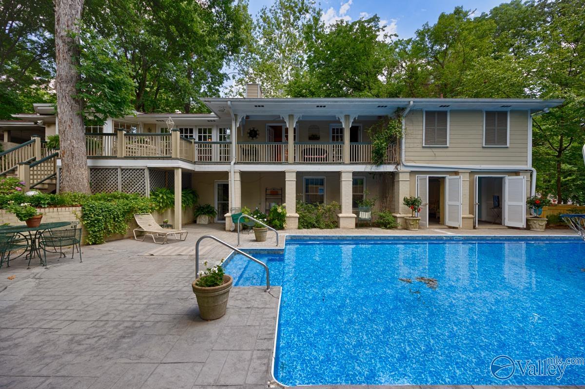 Huntsville, Alabama 35801, United States, 5 Bedrooms Bedrooms, ,4 BathroomsBathrooms,Residential,Active,207706