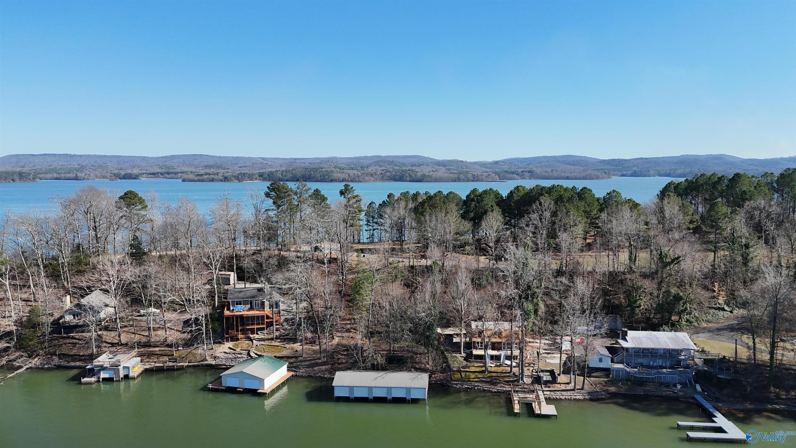 17 Pine Island Point, Scottsboro, Alabama image 1