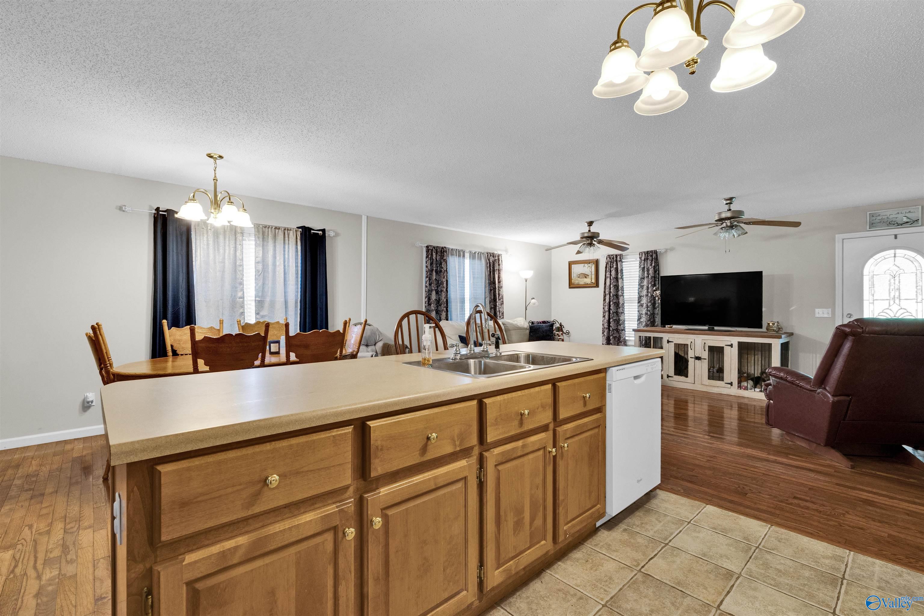 718 Clements Road, Rainsville, Alabama image 13