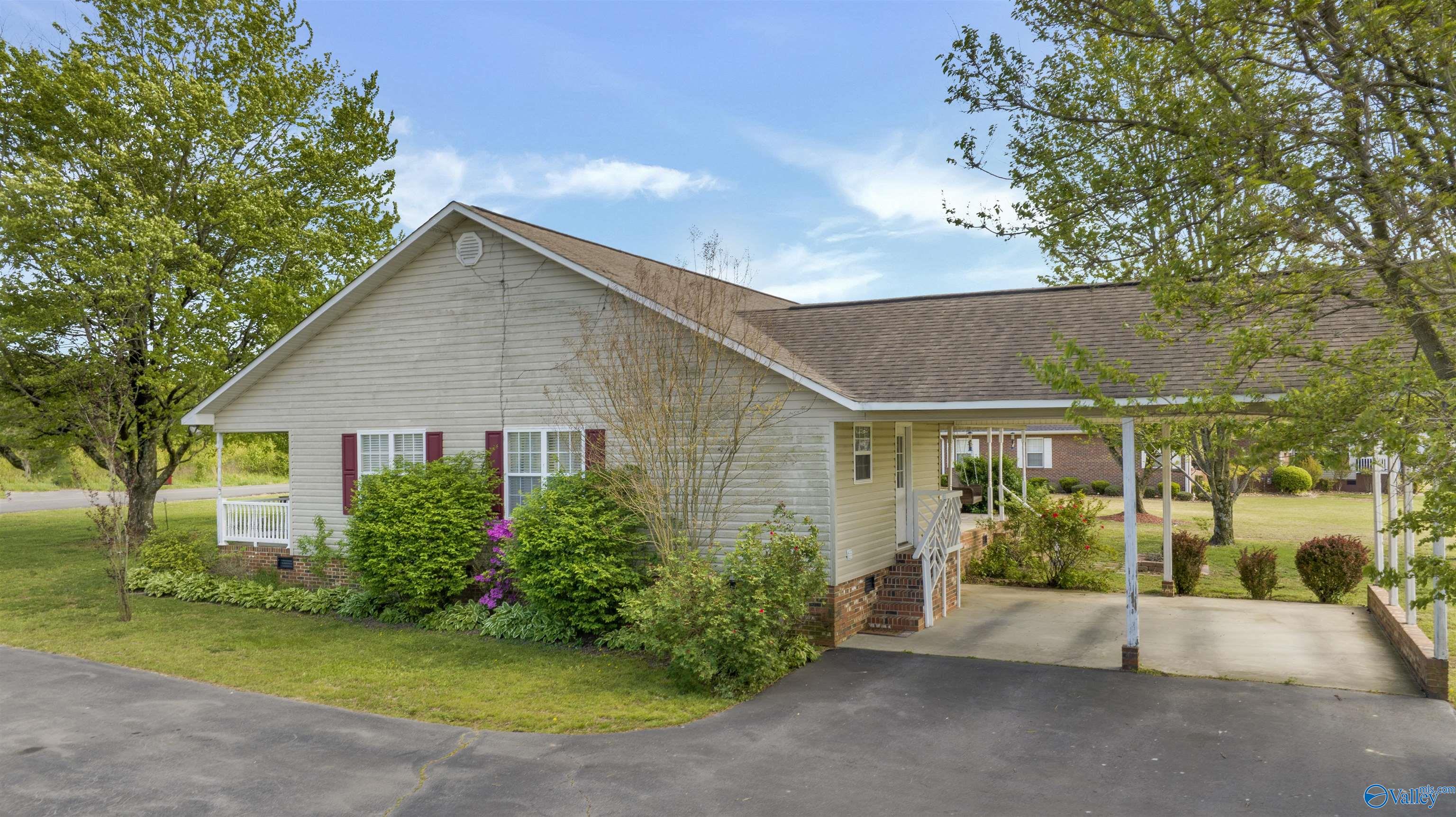 718 Clements Road, Rainsville, Alabama image 3