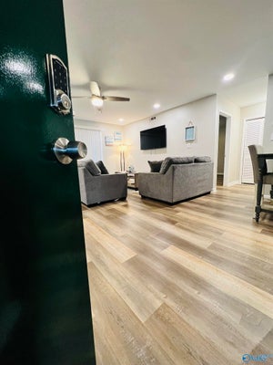 6612 WILLOW POINTE NW APT A, HUNTSVILLE, AL 35806 - Image 1905a46f3dfcc10aa1c46cfaf6ec0bc7/1473181130