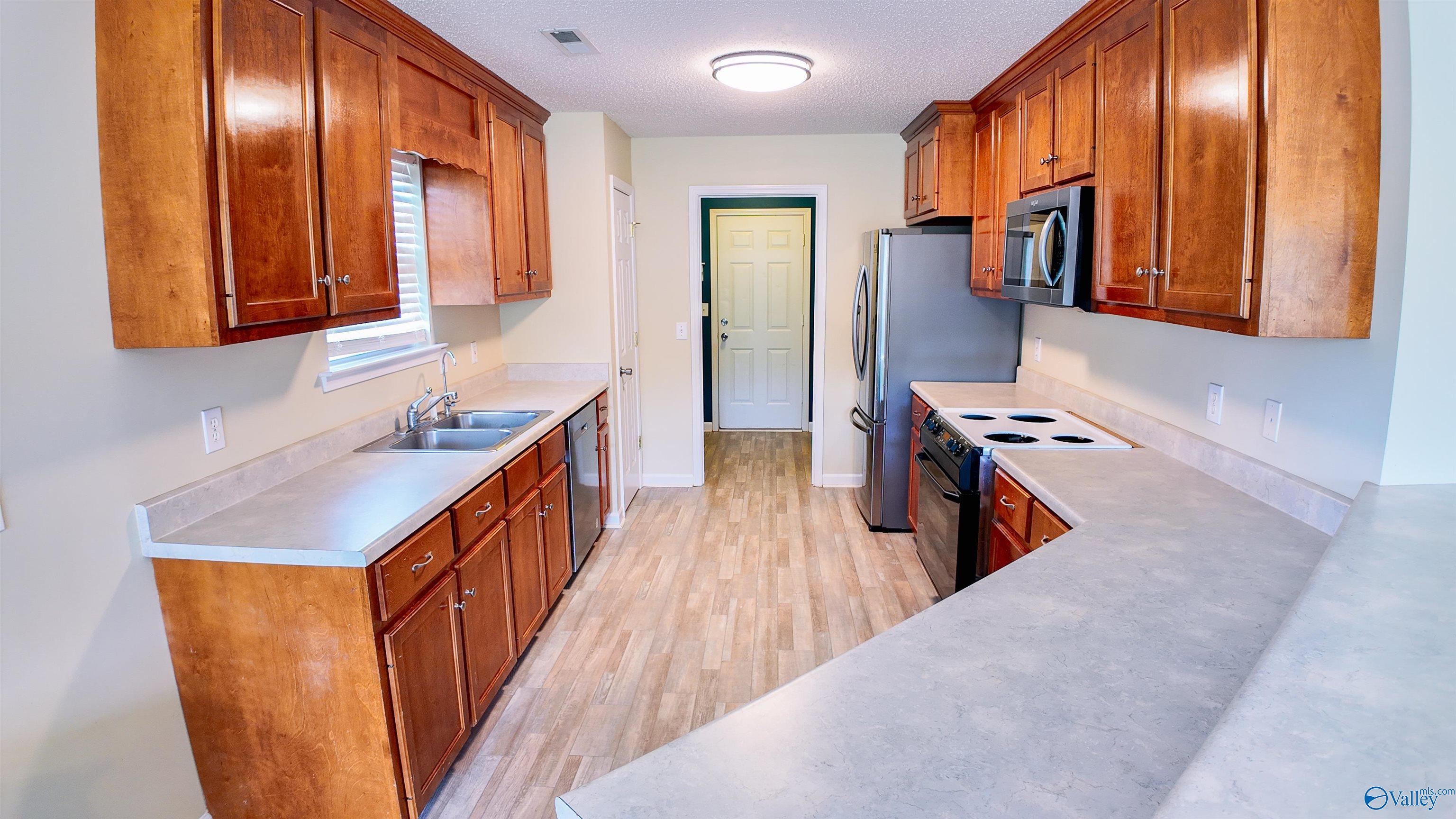 101 Balsam Poplar Way, Harvest, Alabama image 17