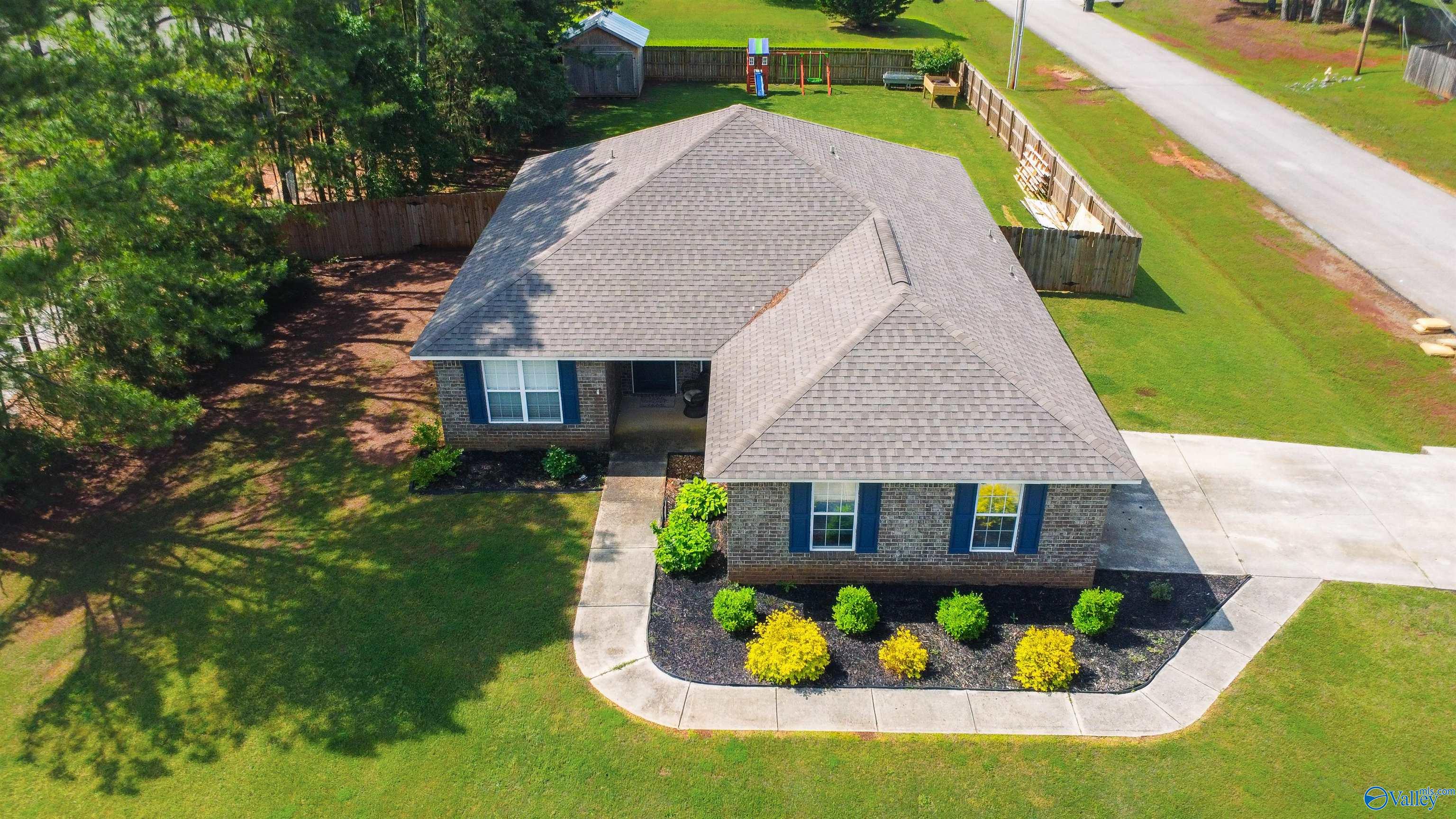 101 Balsam Poplar Way, Harvest, Alabama image 2
