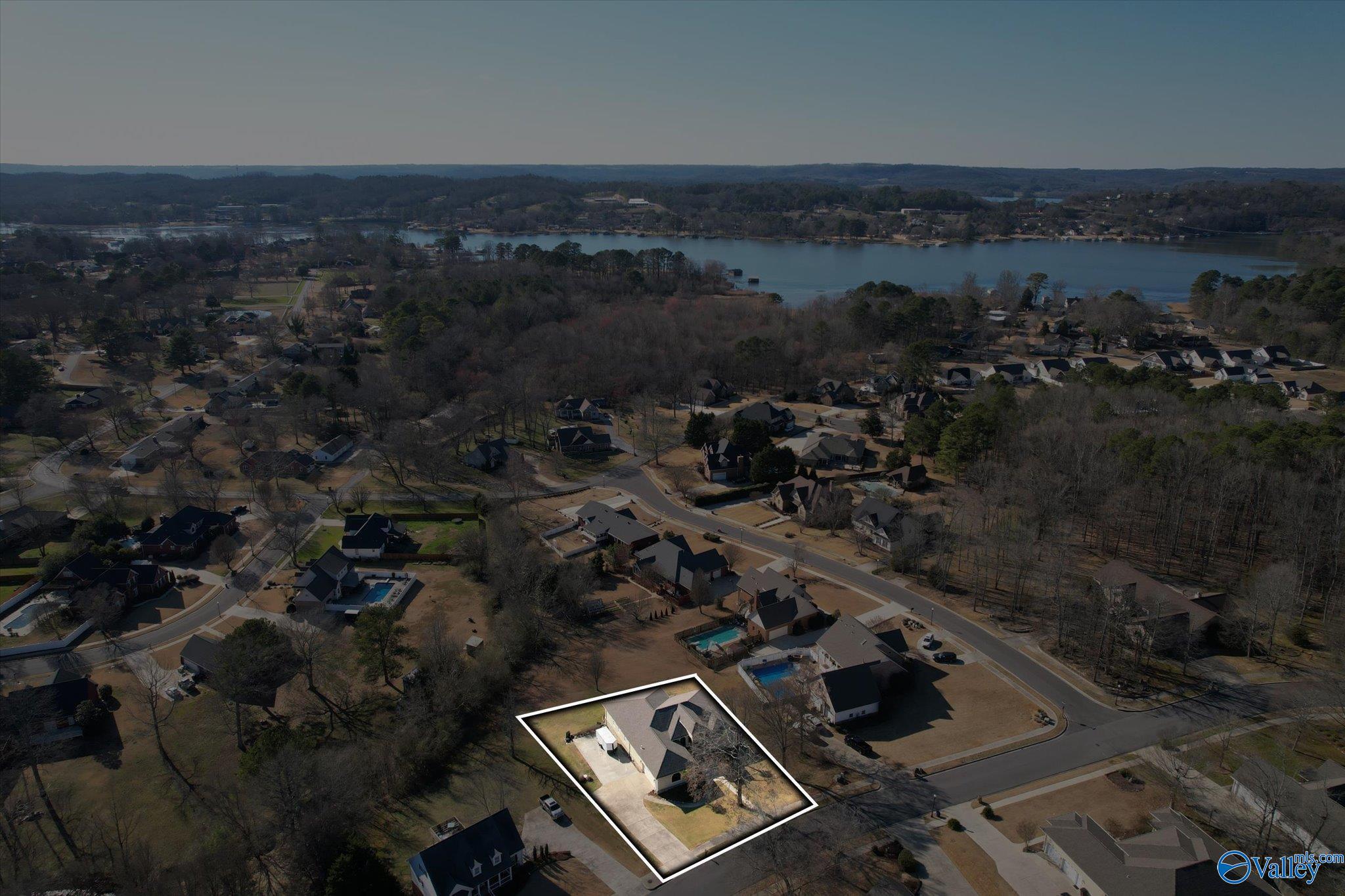 5522 Cedar Mill Drive, Guntersville, Alabama image 43