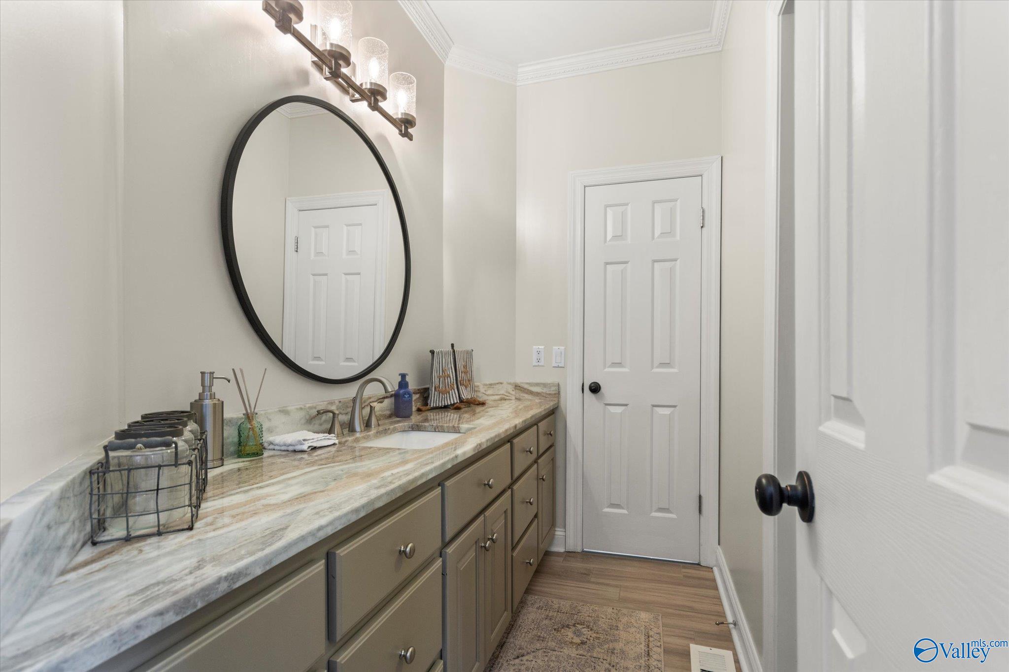5522 Cedar Mill Drive, Guntersville, Alabama image 38