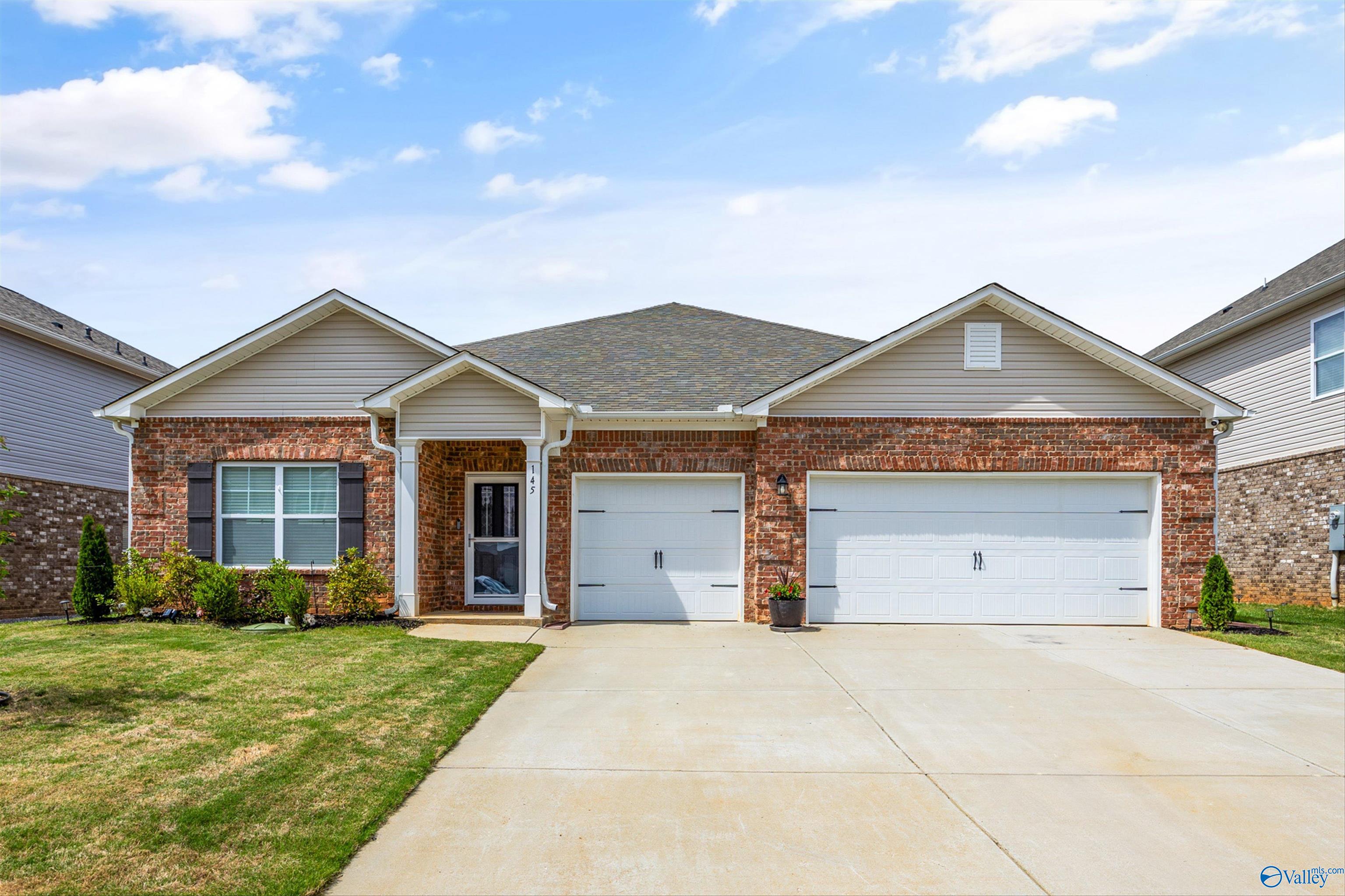 145 Chesire Cove Lane, New Market, Alabama image 4