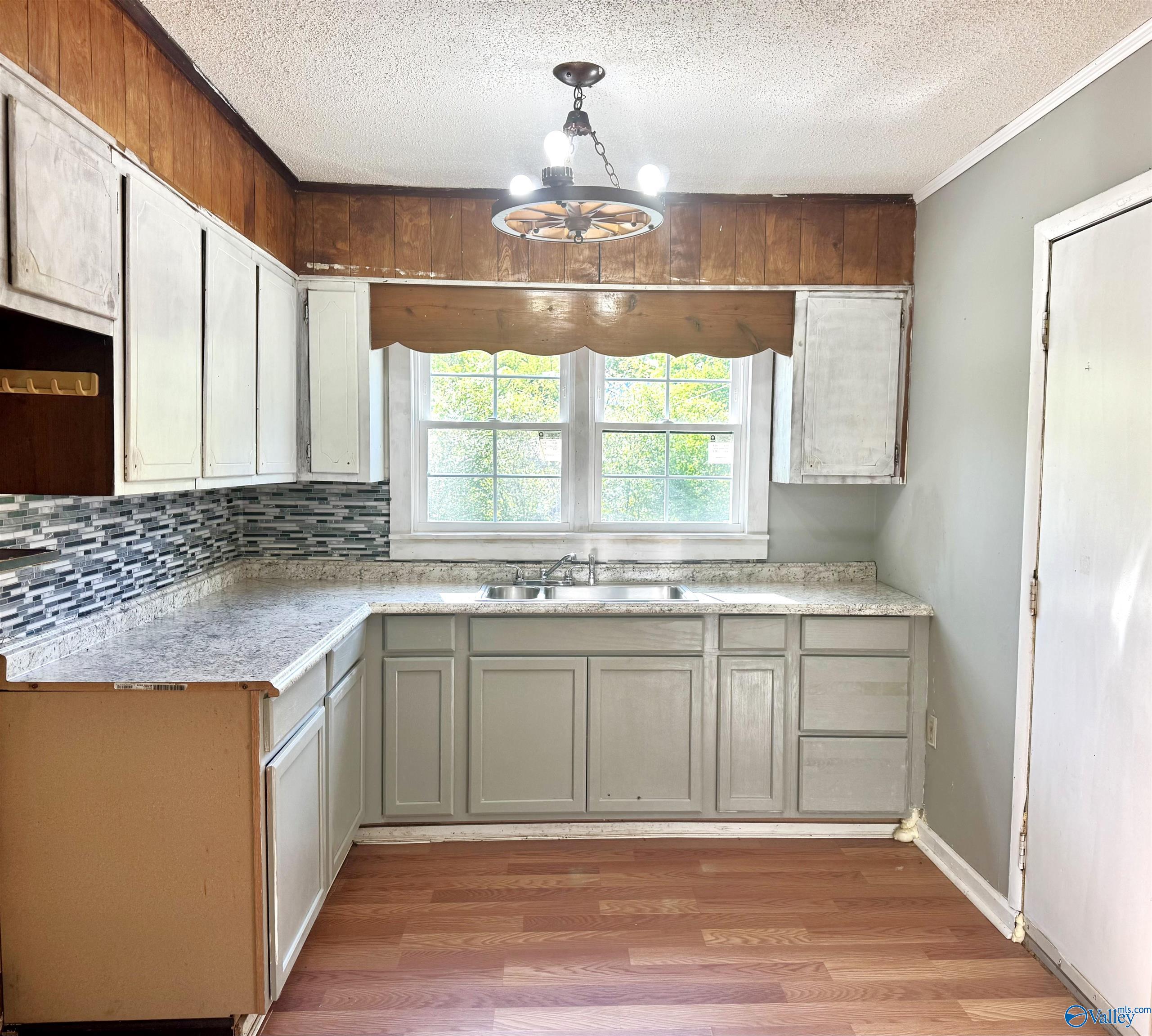 291 Hall Circle, Guntersville, Alabama image 5