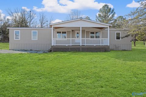 Homes For Sale - 1601 COOK Creek Road<br/> Russellville, AL 35654