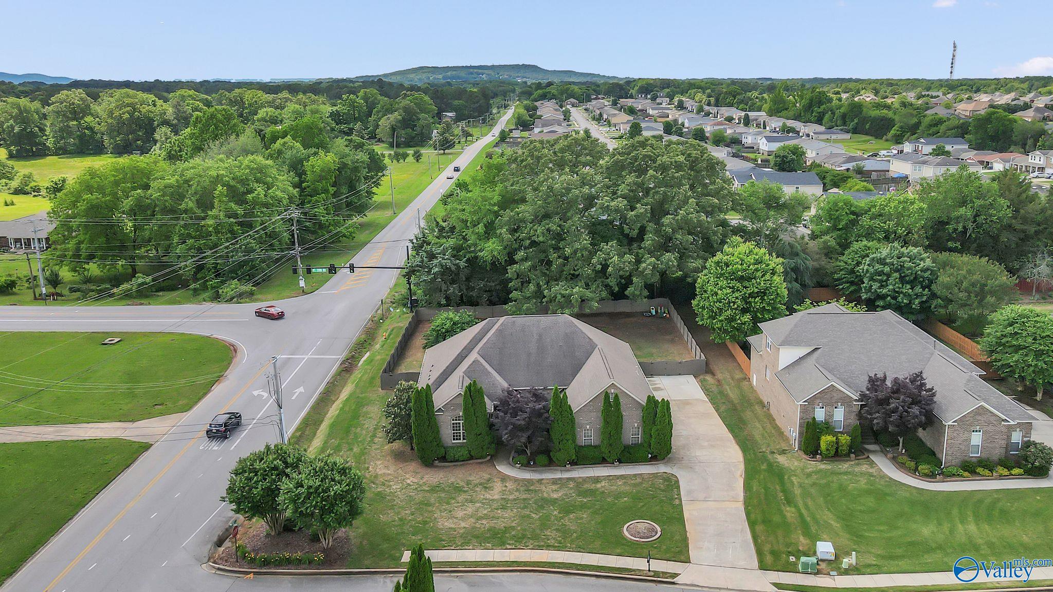 100 Daniel Smith Drive, Madison, Alabama image 5