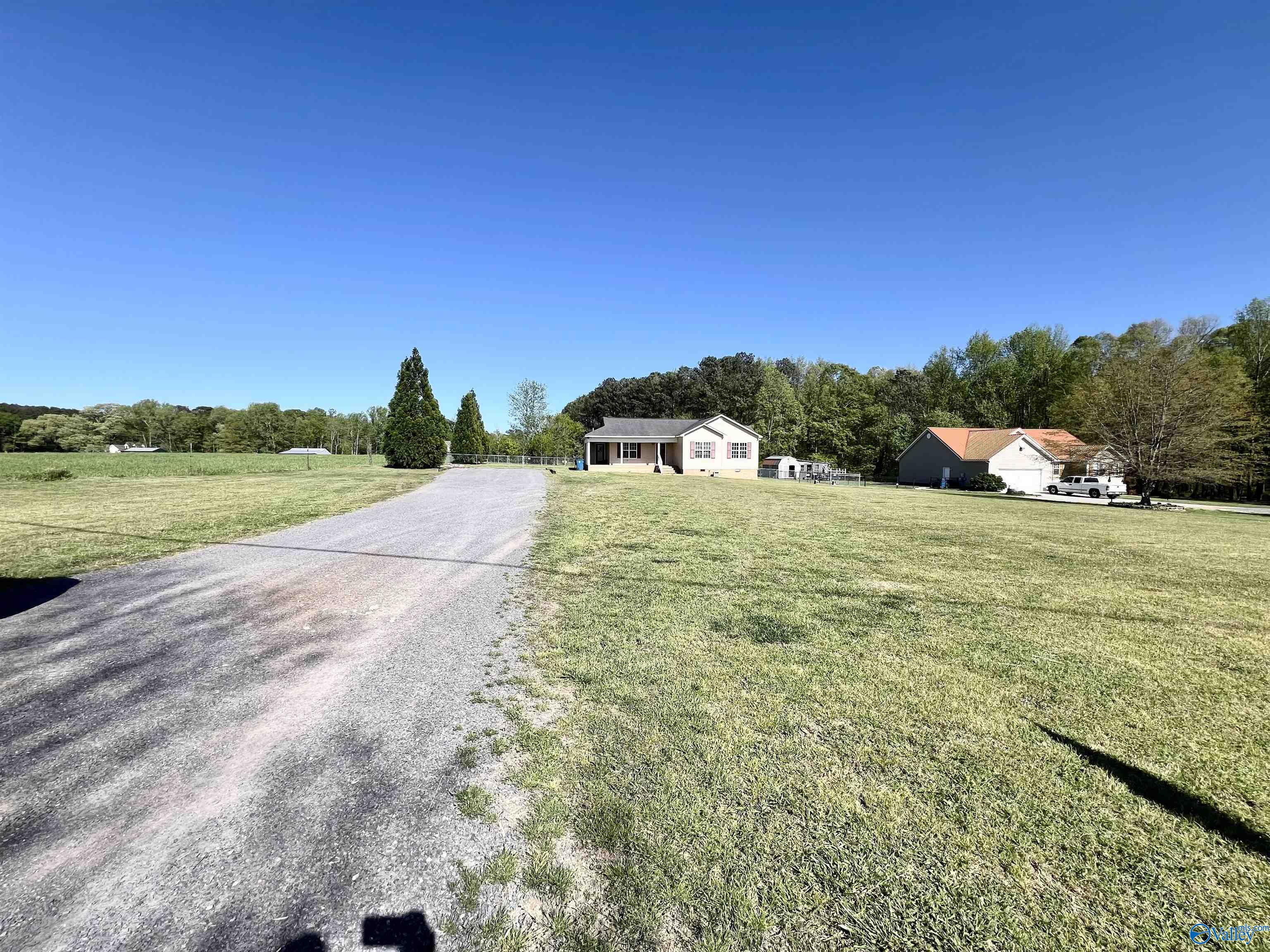 1712 Shoal Creek Road, Arab, Alabama image 3