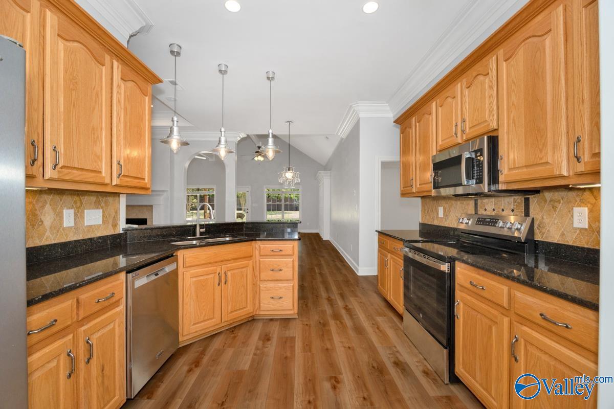 29982 Montana View, Harvest, Alabama image 10