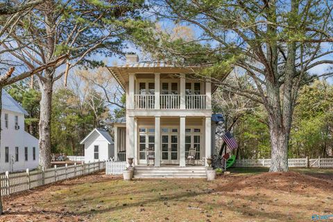 Homes For Sale - 410 Gorham Drive<br/> Pisgah, AL 35765