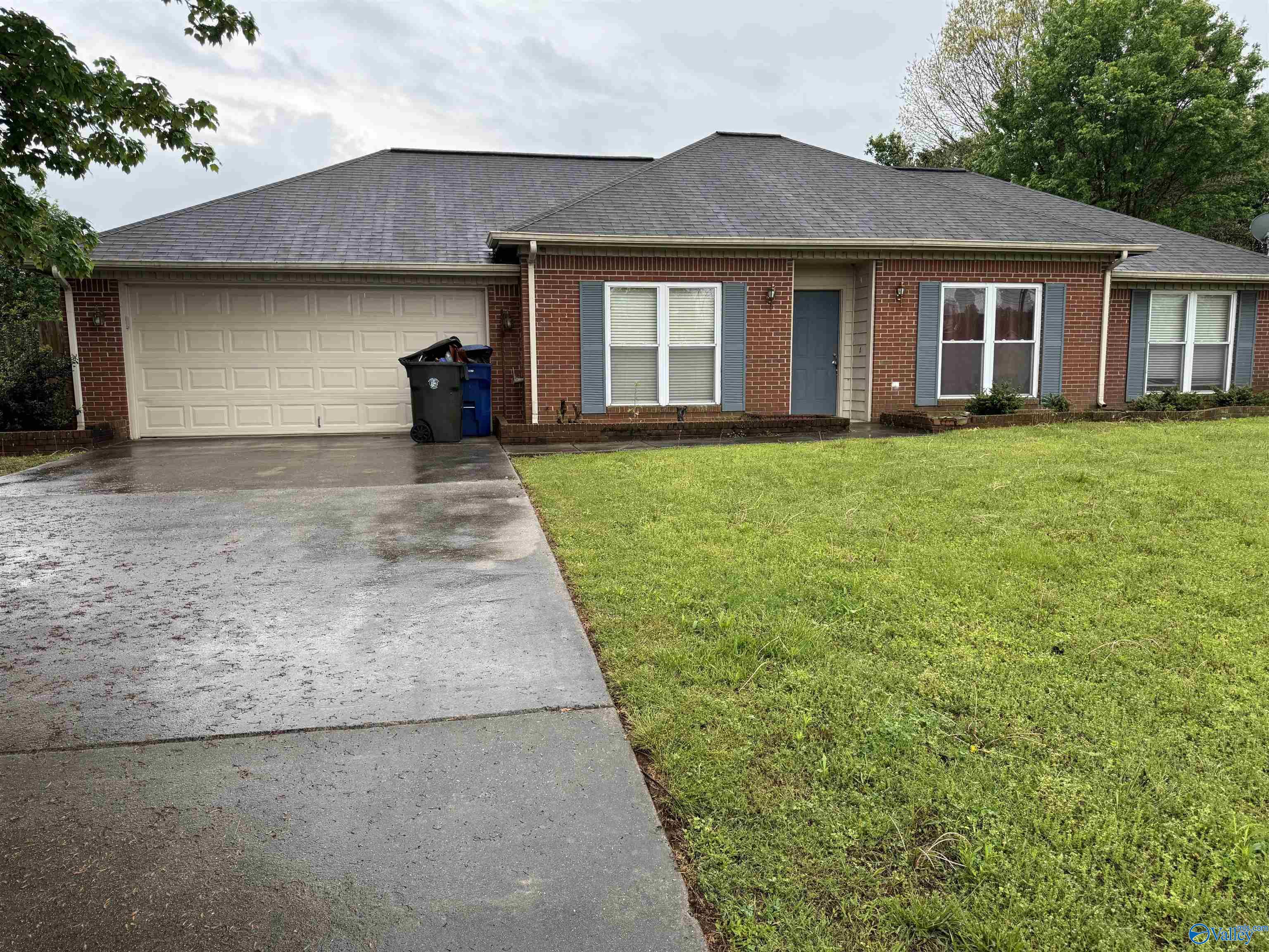 102 Springview Lane, Huntsville, Alabama image 1