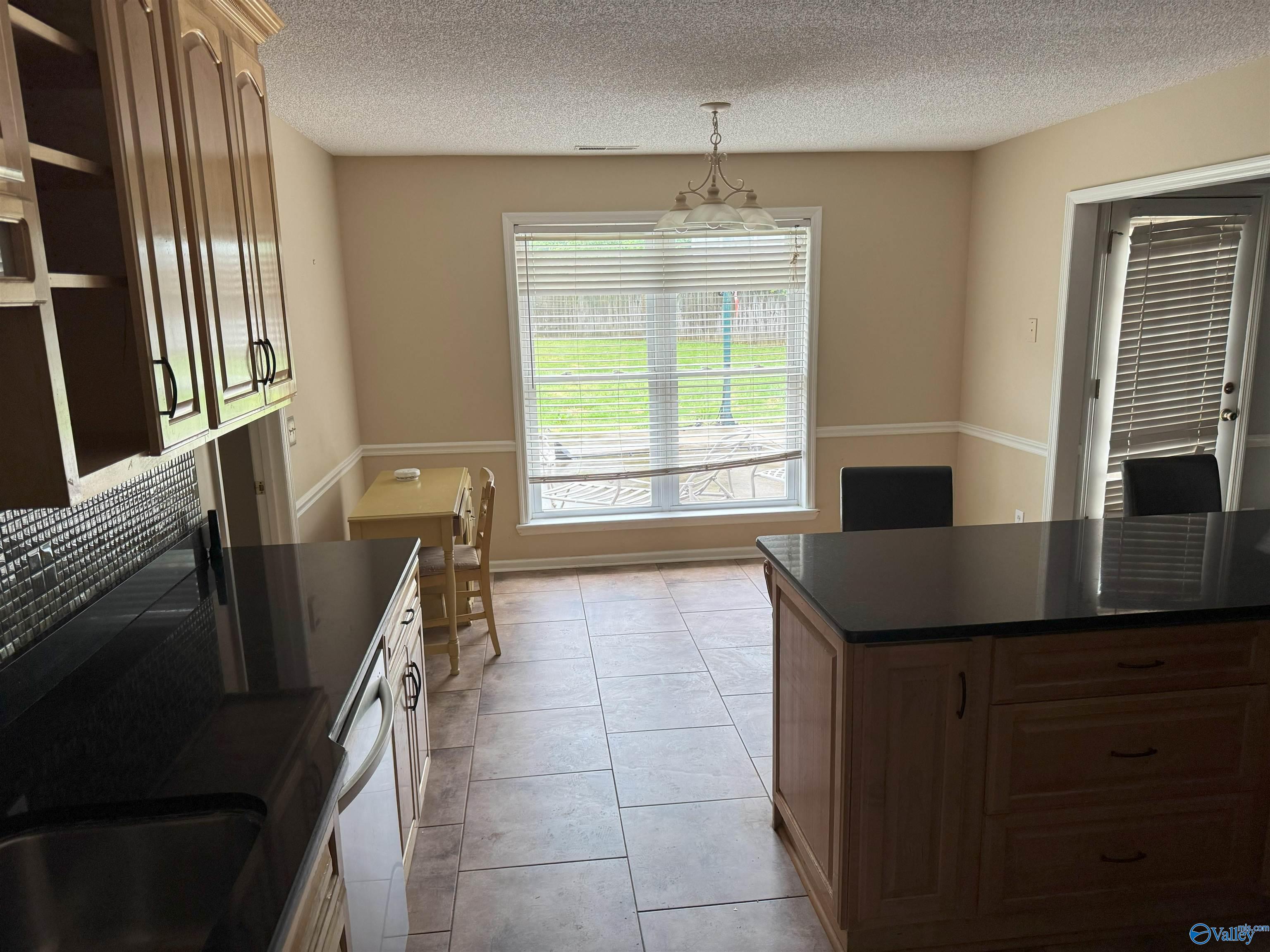 102 Springview Lane, Huntsville, Alabama image 3