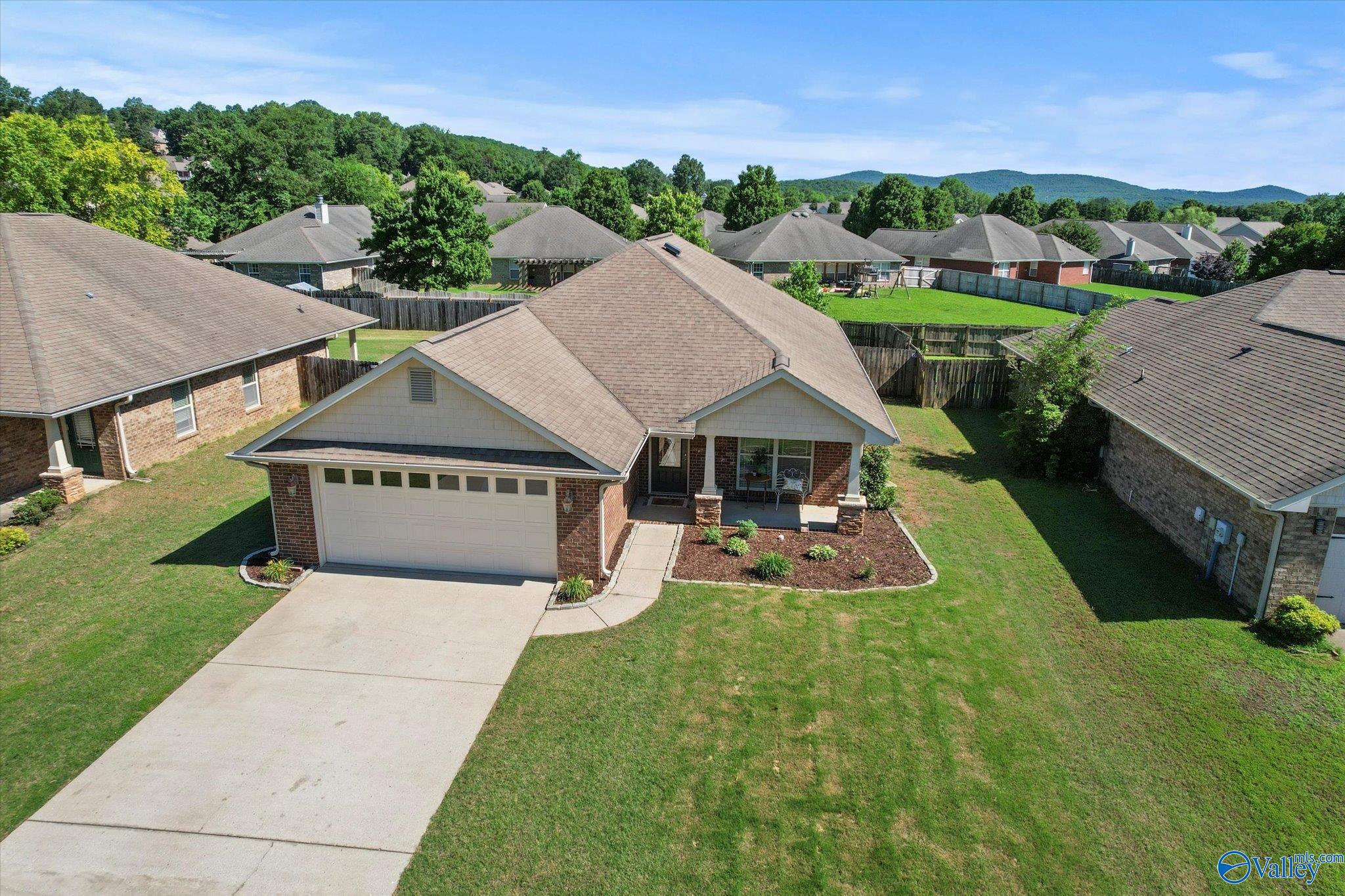 5008 Montauk Trail, Owens Cross Roads, Alabama image 1