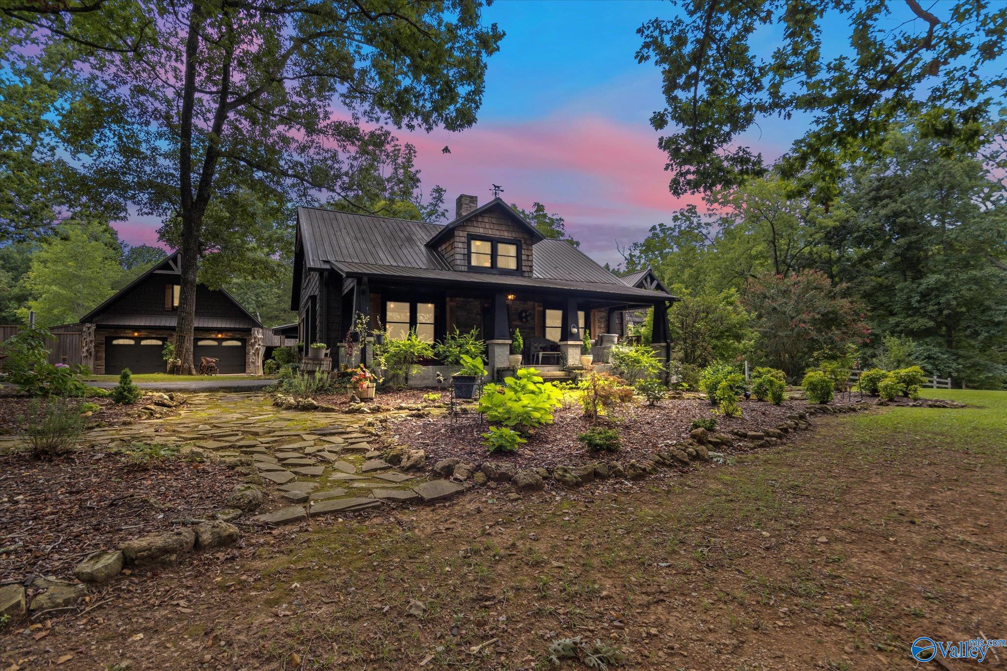 192 J B Walker Road, New Market, Alabama image 1