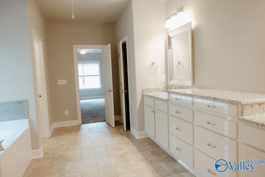 207 Somerton Drive, Huntsville, Alabama image 17