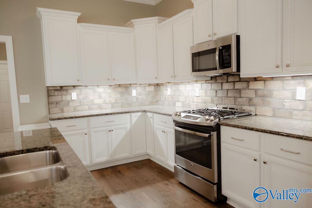 207 Somerton Drive, Huntsville, Alabama image 10