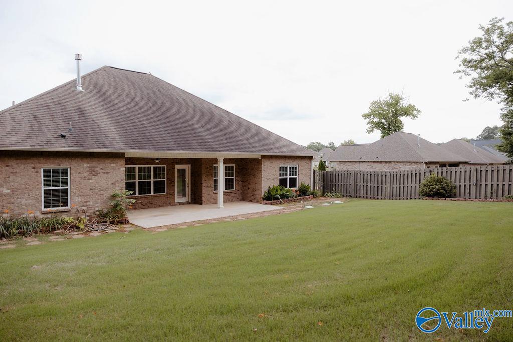 207 Somerton Drive, Huntsville, Alabama image 18