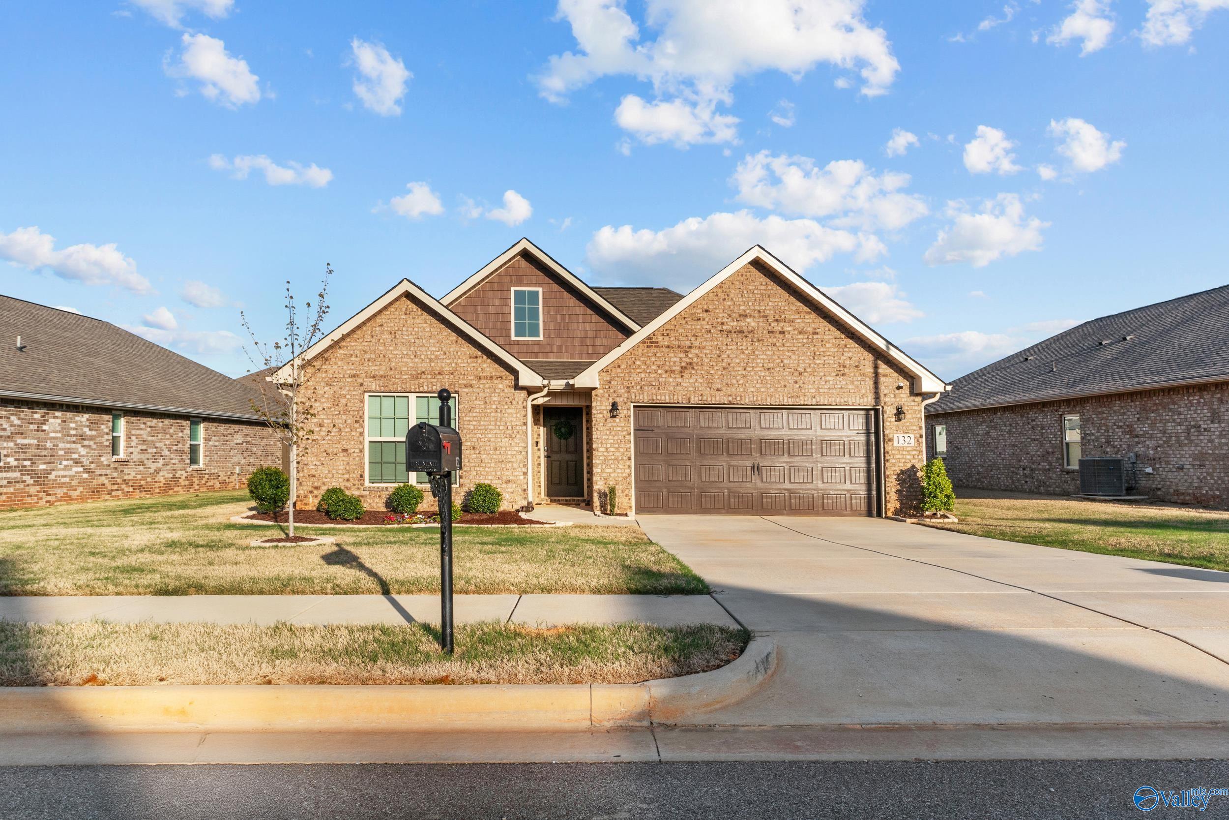 132 Fall Meadow Drive, Harvest, Alabama image 1