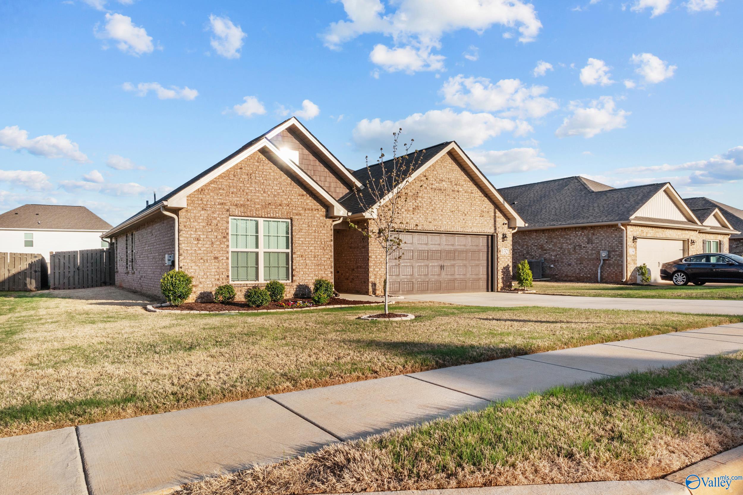 132 Fall Meadow Drive, Harvest, Alabama image 3