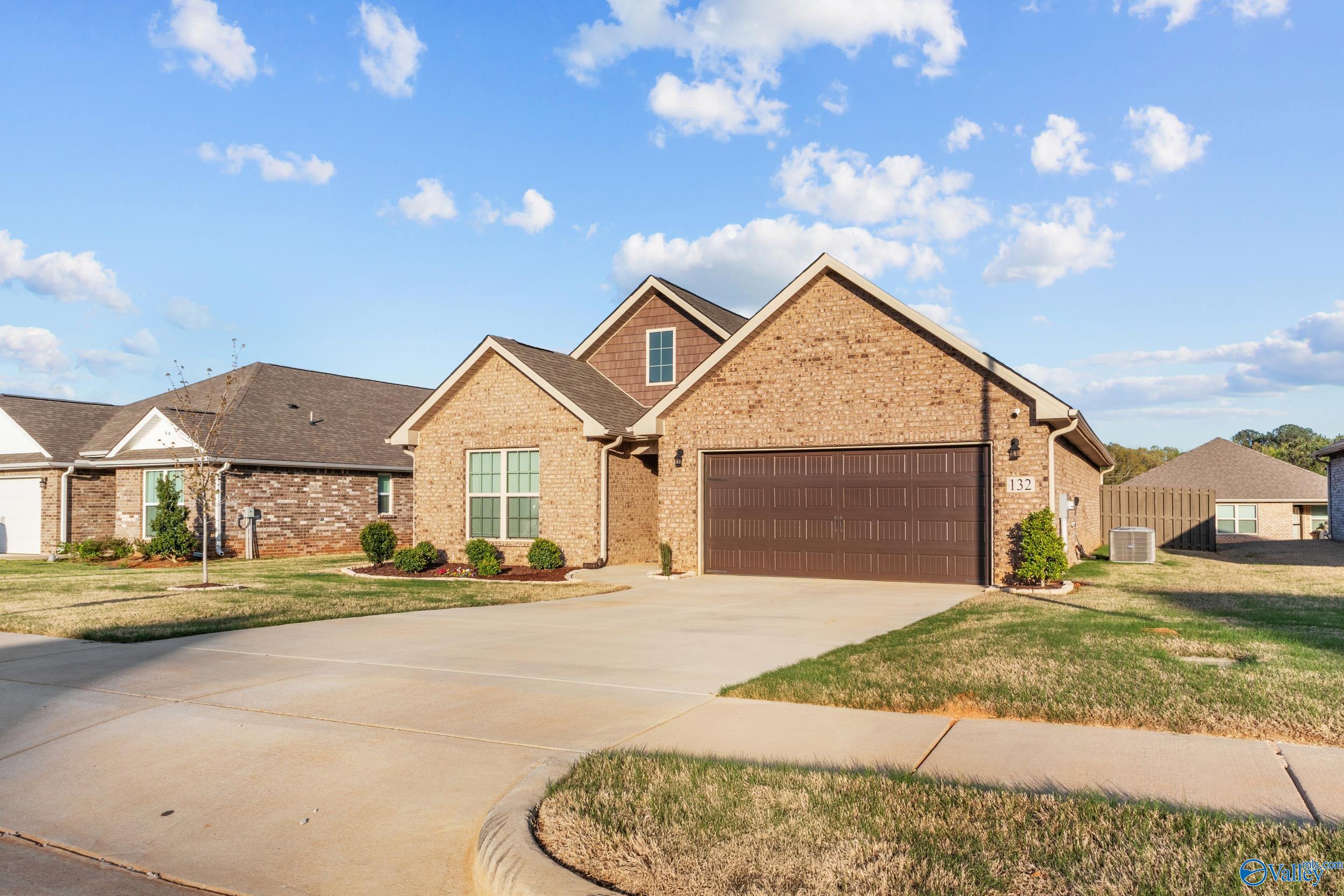 132 Fall Meadow Drive, Harvest, Alabama image 4