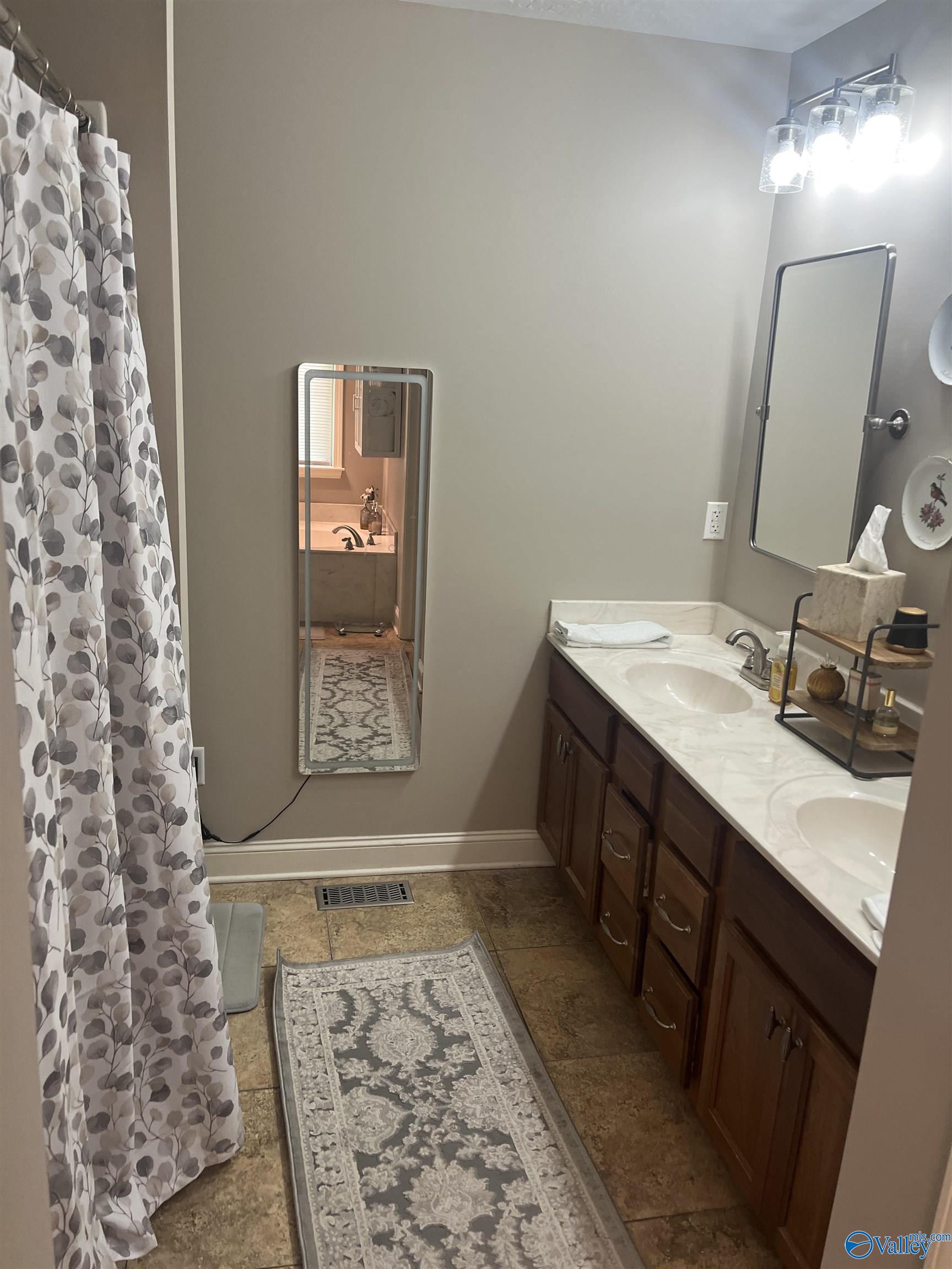 3661 Oakhill Drive, Southside, Alabama image 16