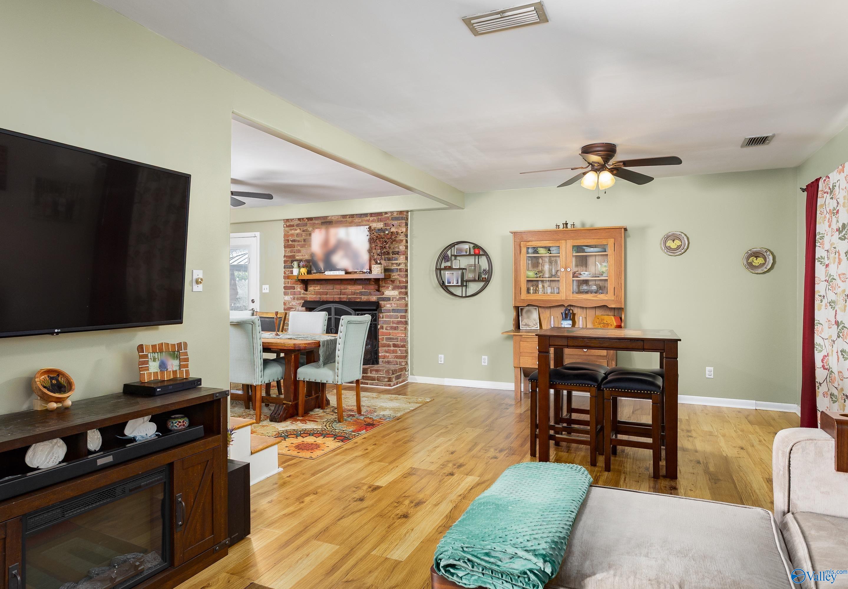 569 Hazelwood Drive, Florence, Alabama image 13