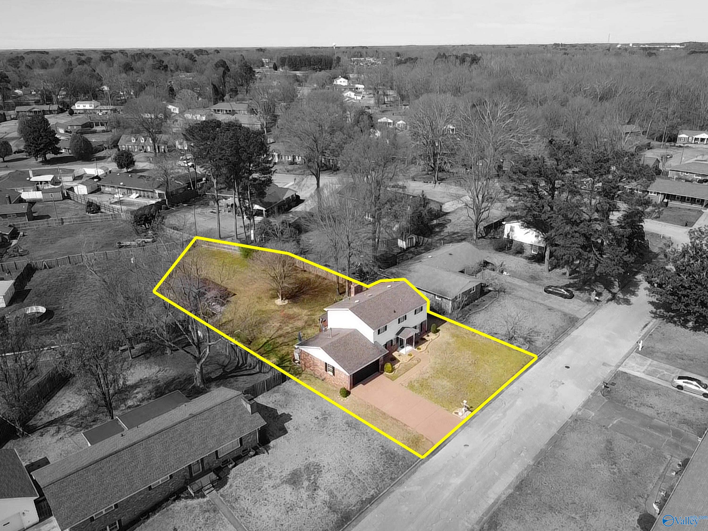 569 Hazelwood Drive, Florence, Alabama image 32