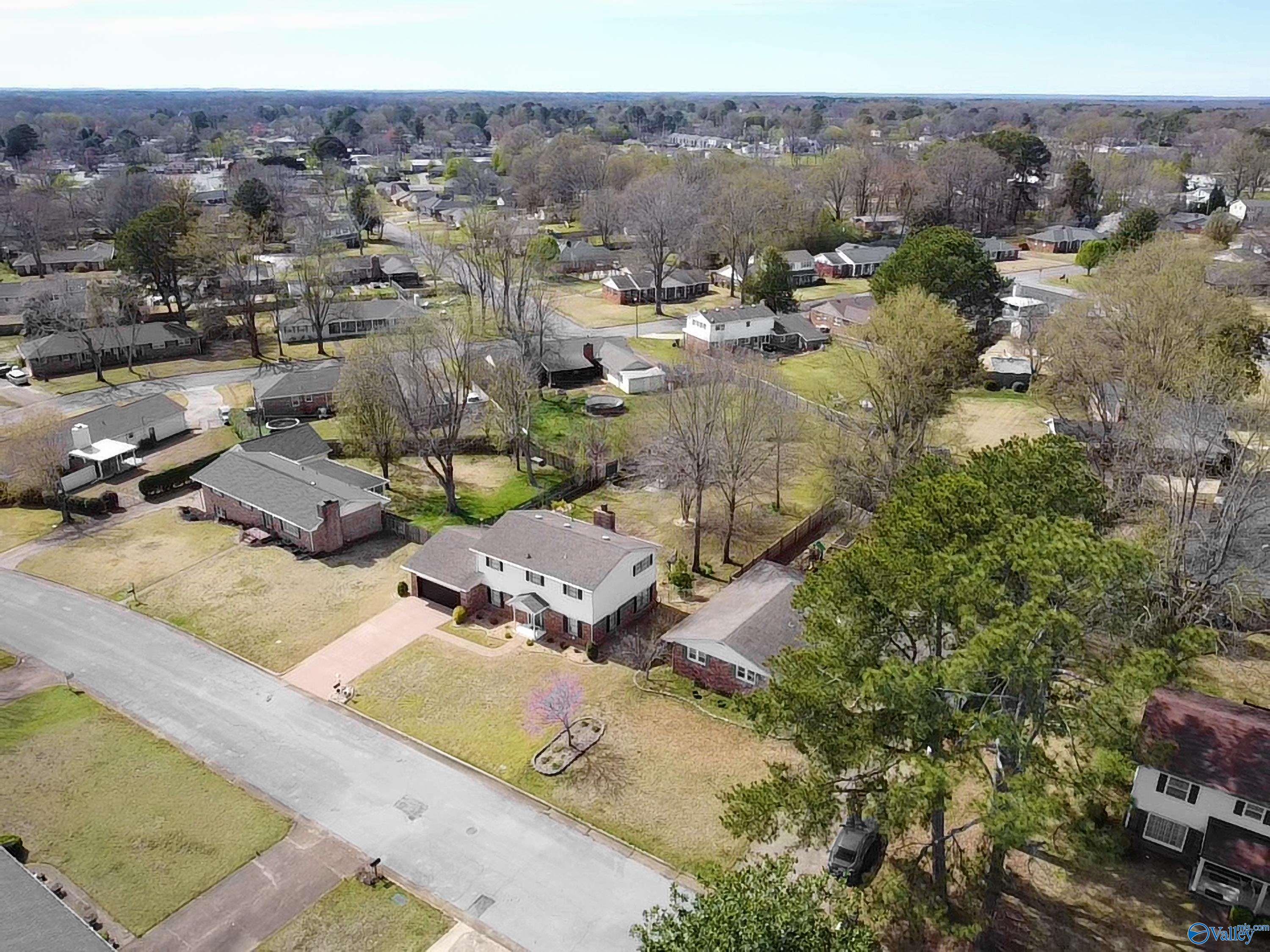 569 Hazelwood Drive, Florence, Alabama image 34